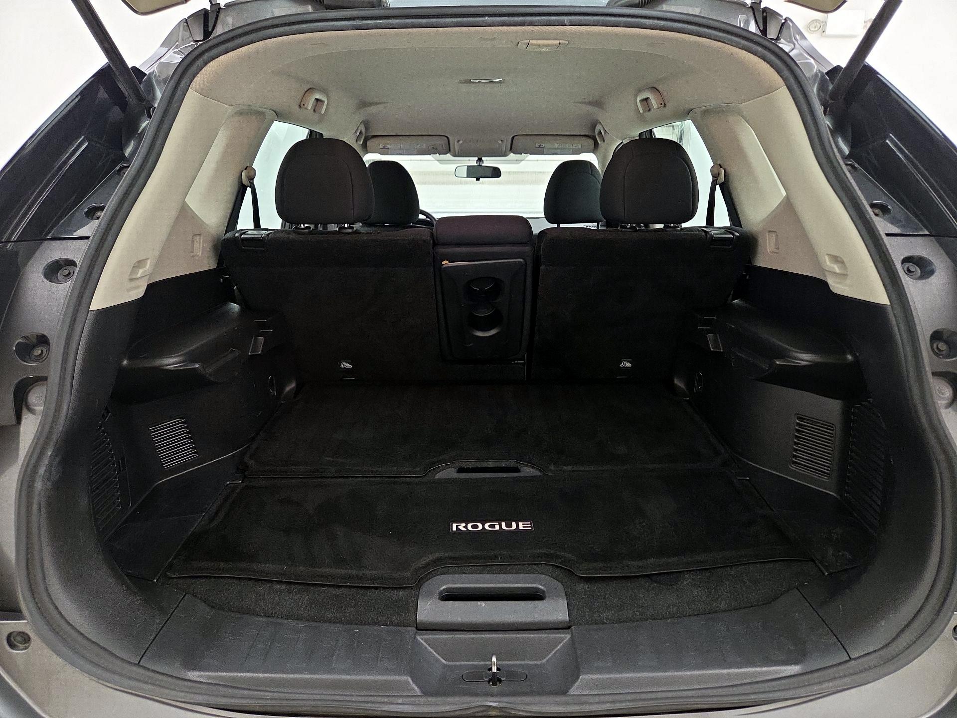 Thumbnail: 2018 Nissan Rogue - 20