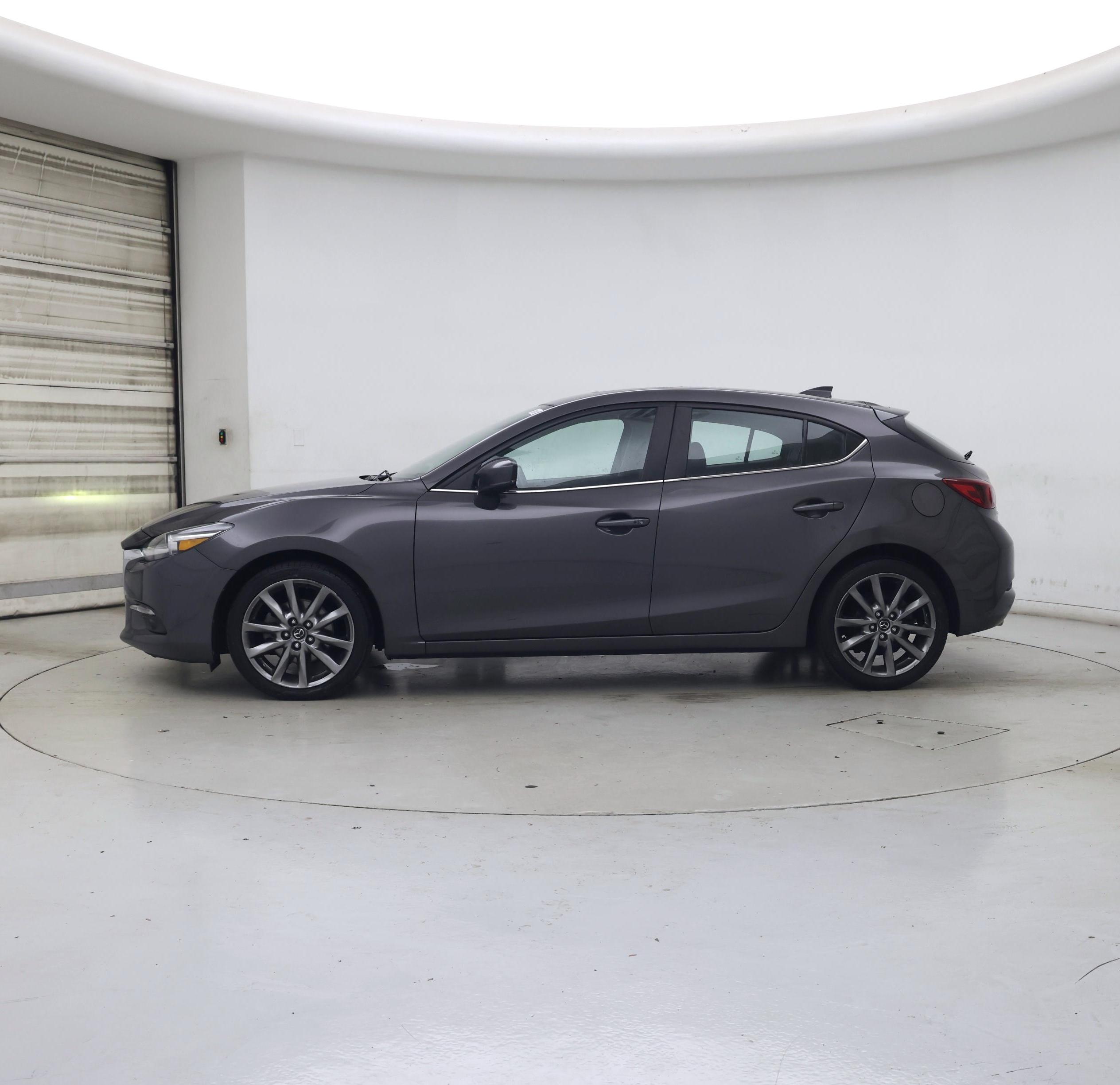 Thumbnail: 2018 Mazda Mazda3 - 3