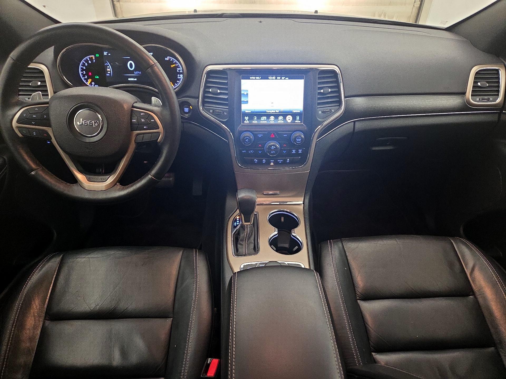 Thumbnail: 2017 Jeep Grand Cherokee - 9