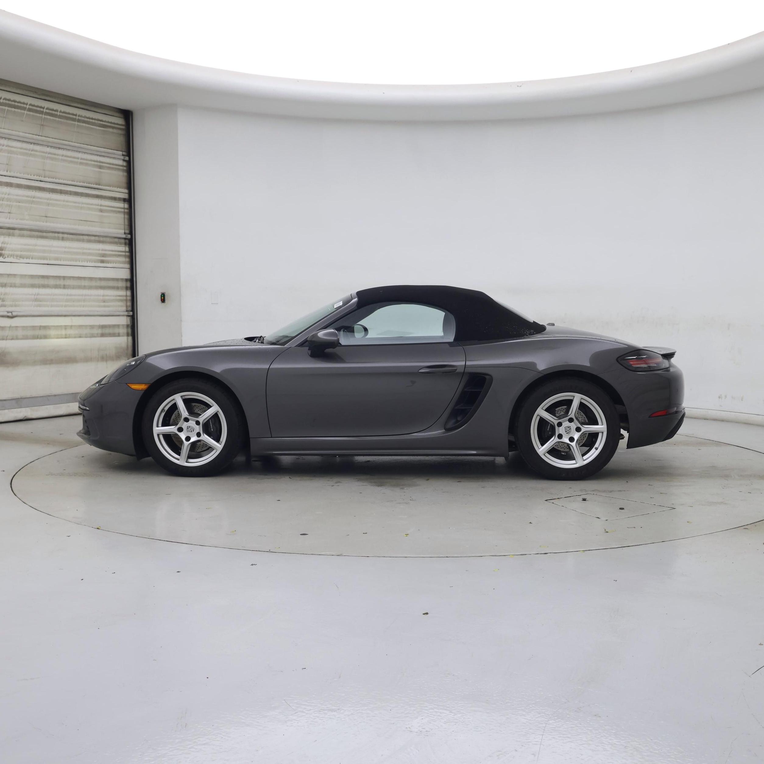 Thumbnail: 2022 Porsche 718 Boxster - 3