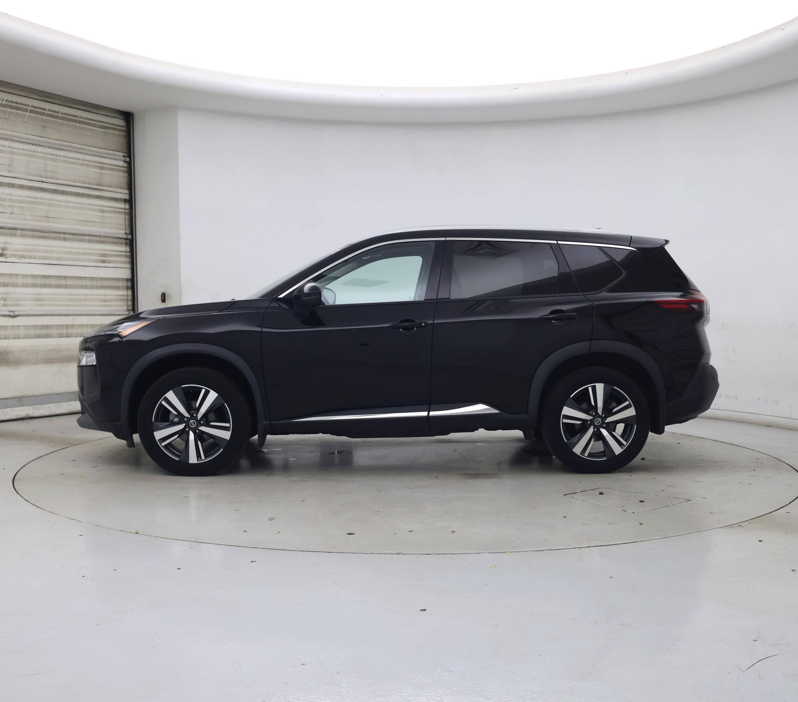 Thumbnail: 2021 Nissan Rogue - 3