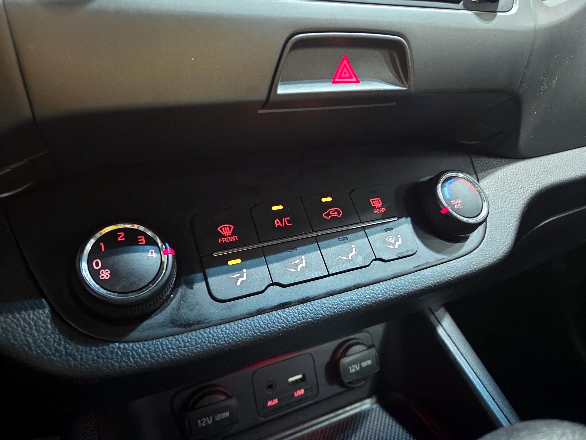 Thumbnail: 2016 Kia Sportage - 15