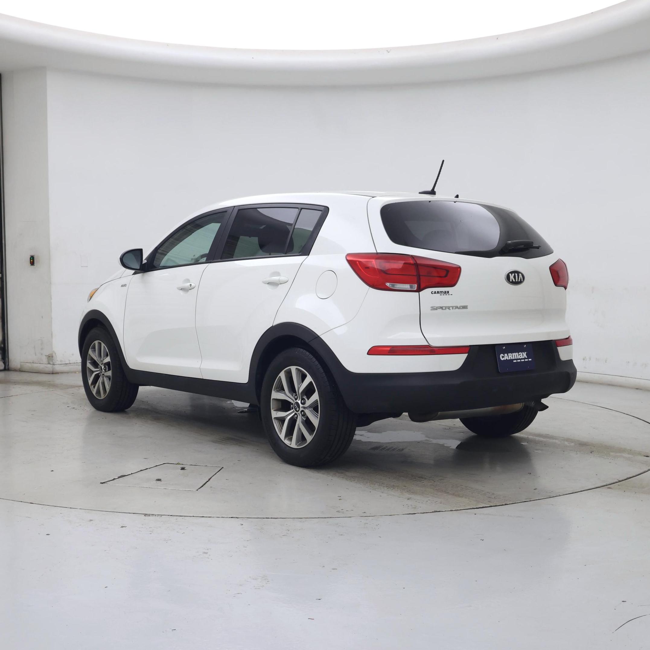 Thumbnail: 2016 Kia Sportage - 2