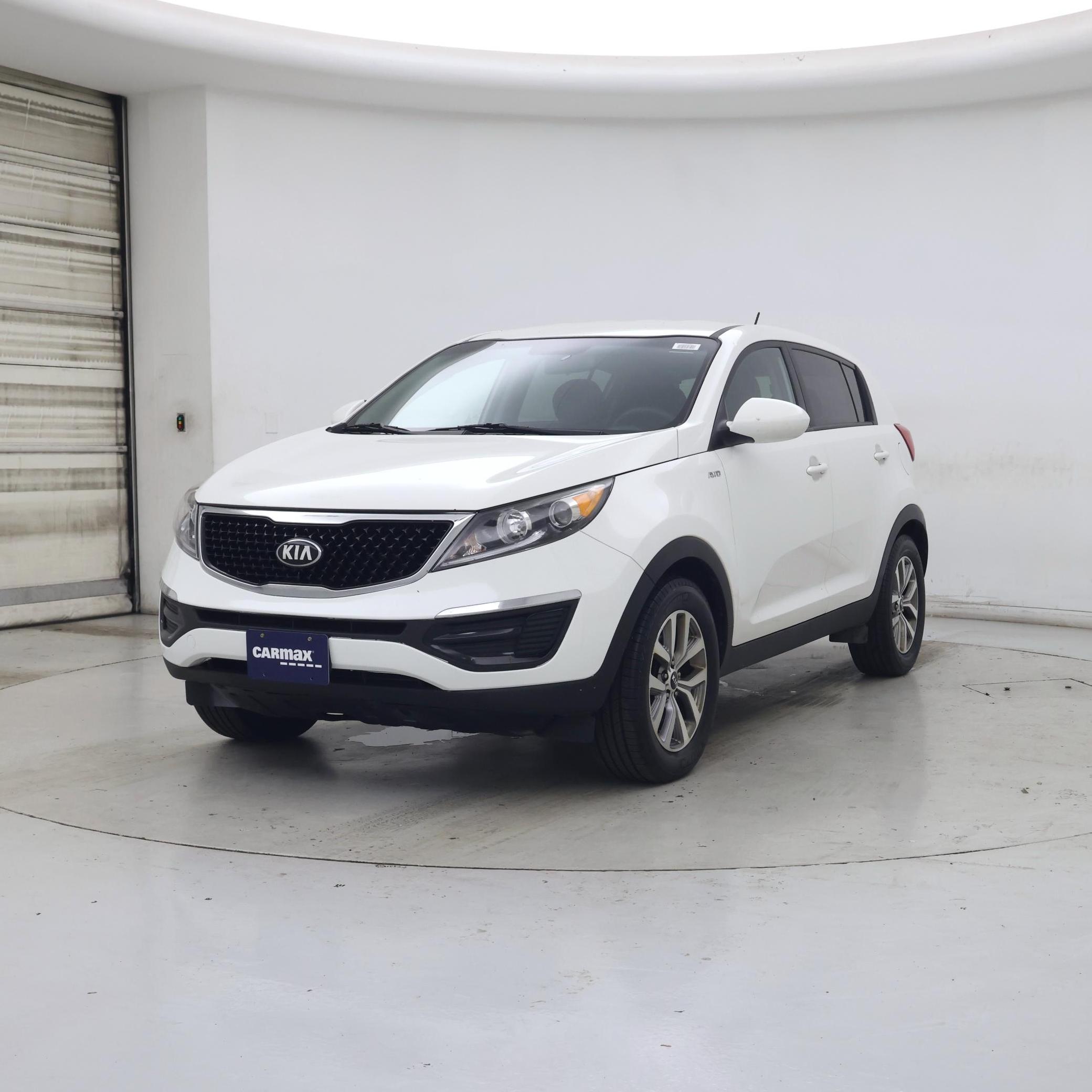 Thumbnail: 2016 Kia Sportage - 4