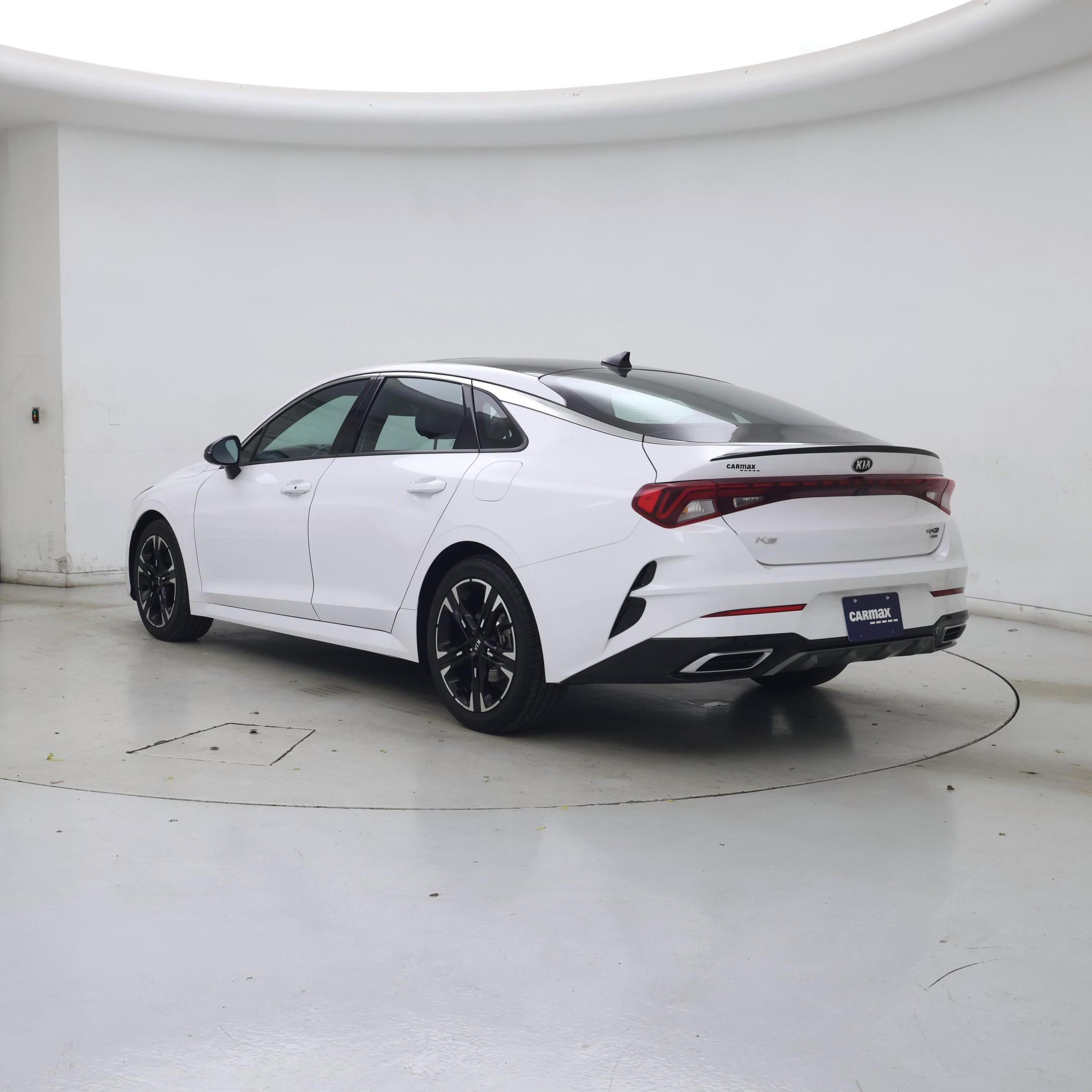 Thumbnail: 2021 Kia K5 - 2