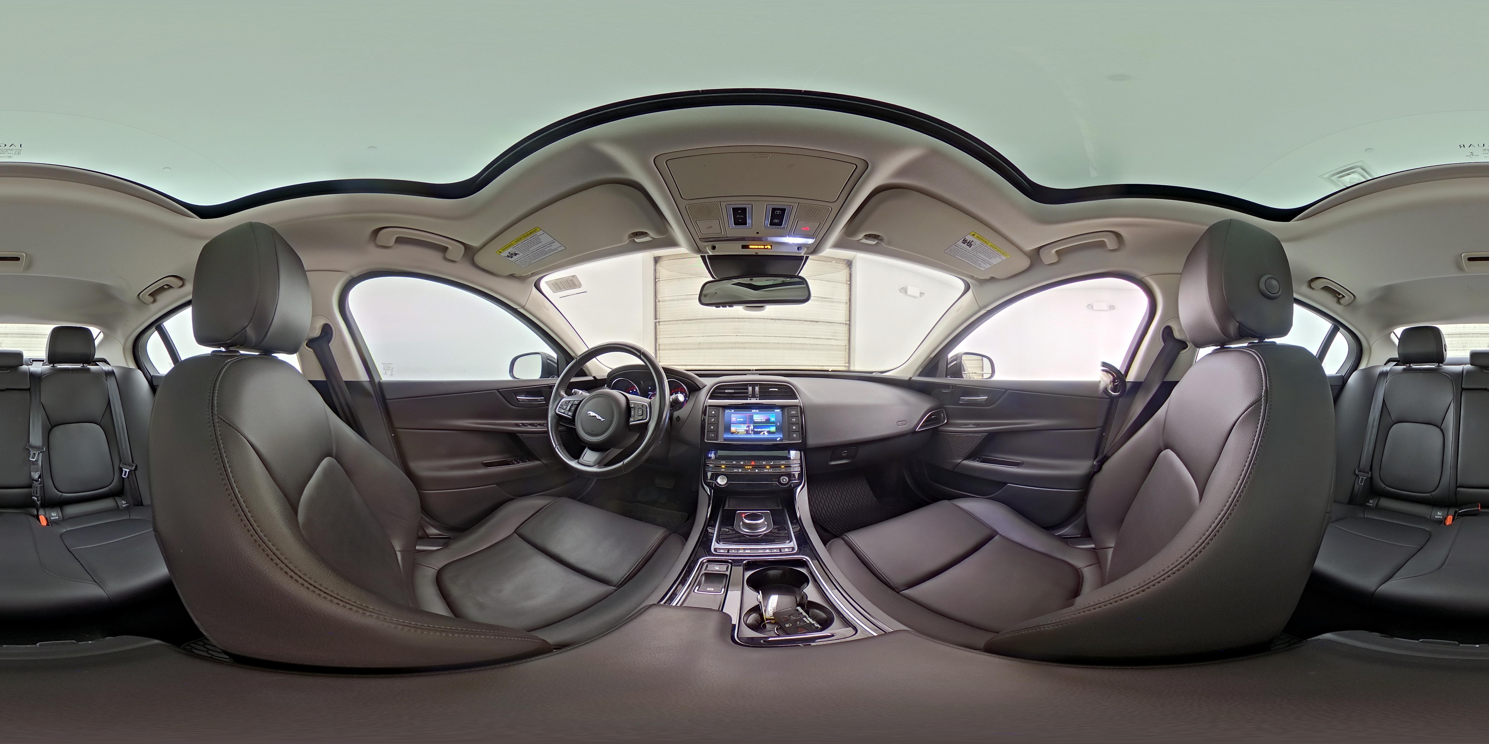 2018 Jaguar XE Premium - Photo 27