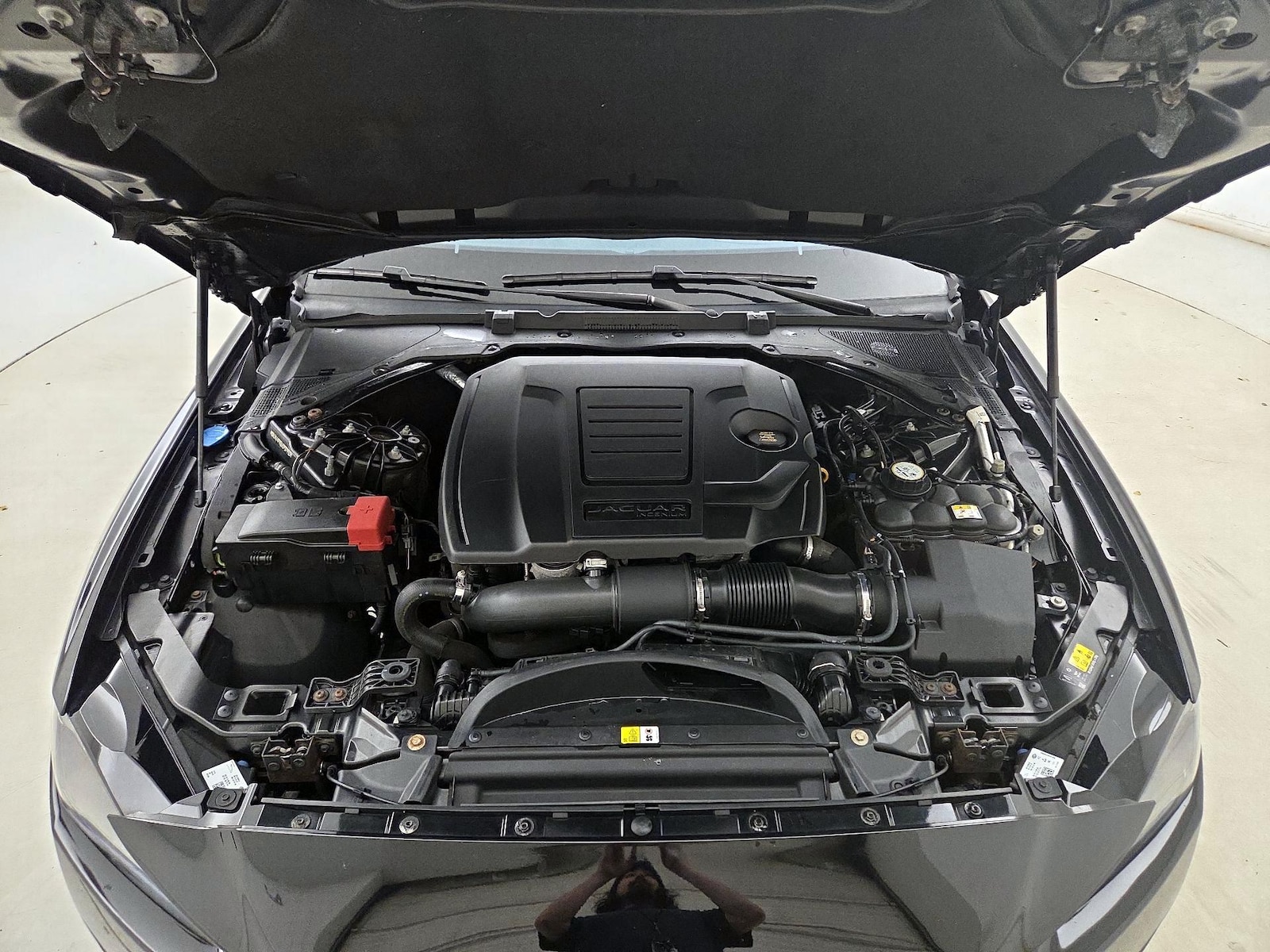 2018 Jaguar XE Premium - Photo 24