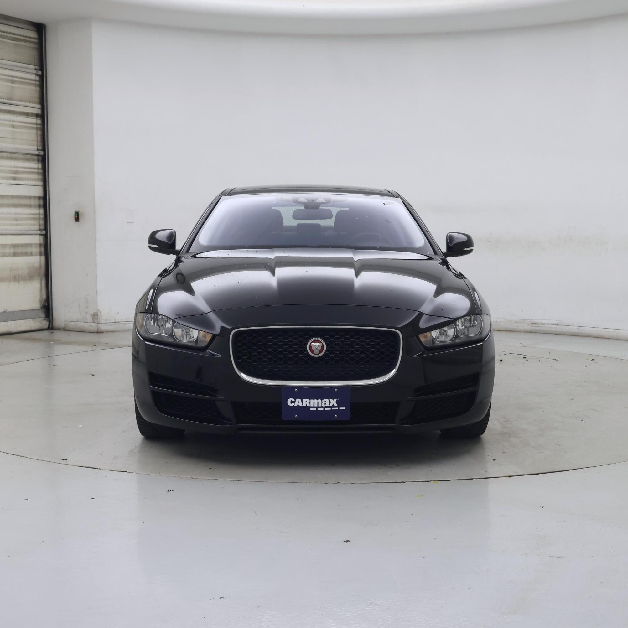 Thumbnail: 2018 Jaguar XE - 5