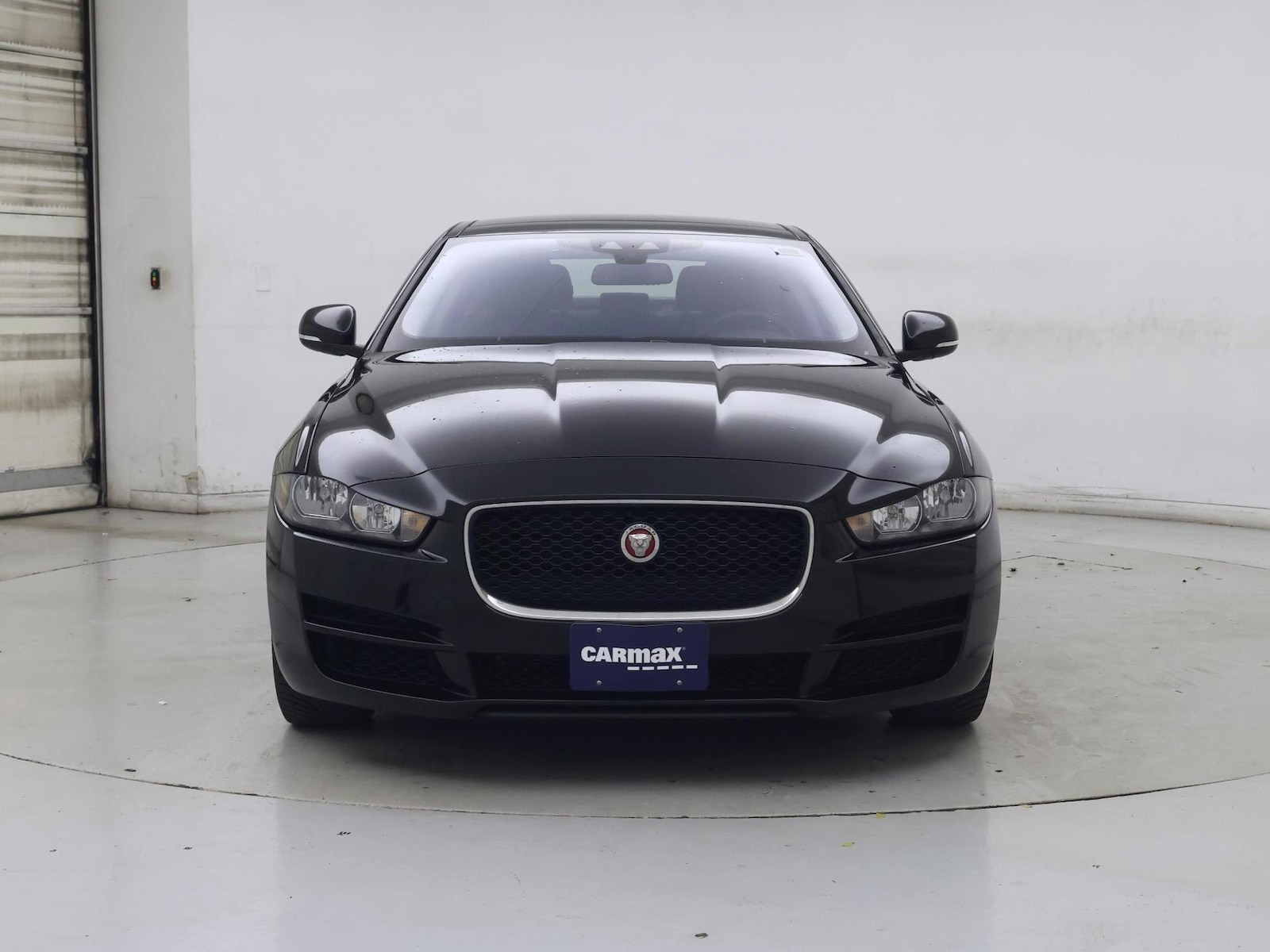 2018 Jaguar XE Premium - Photo 6