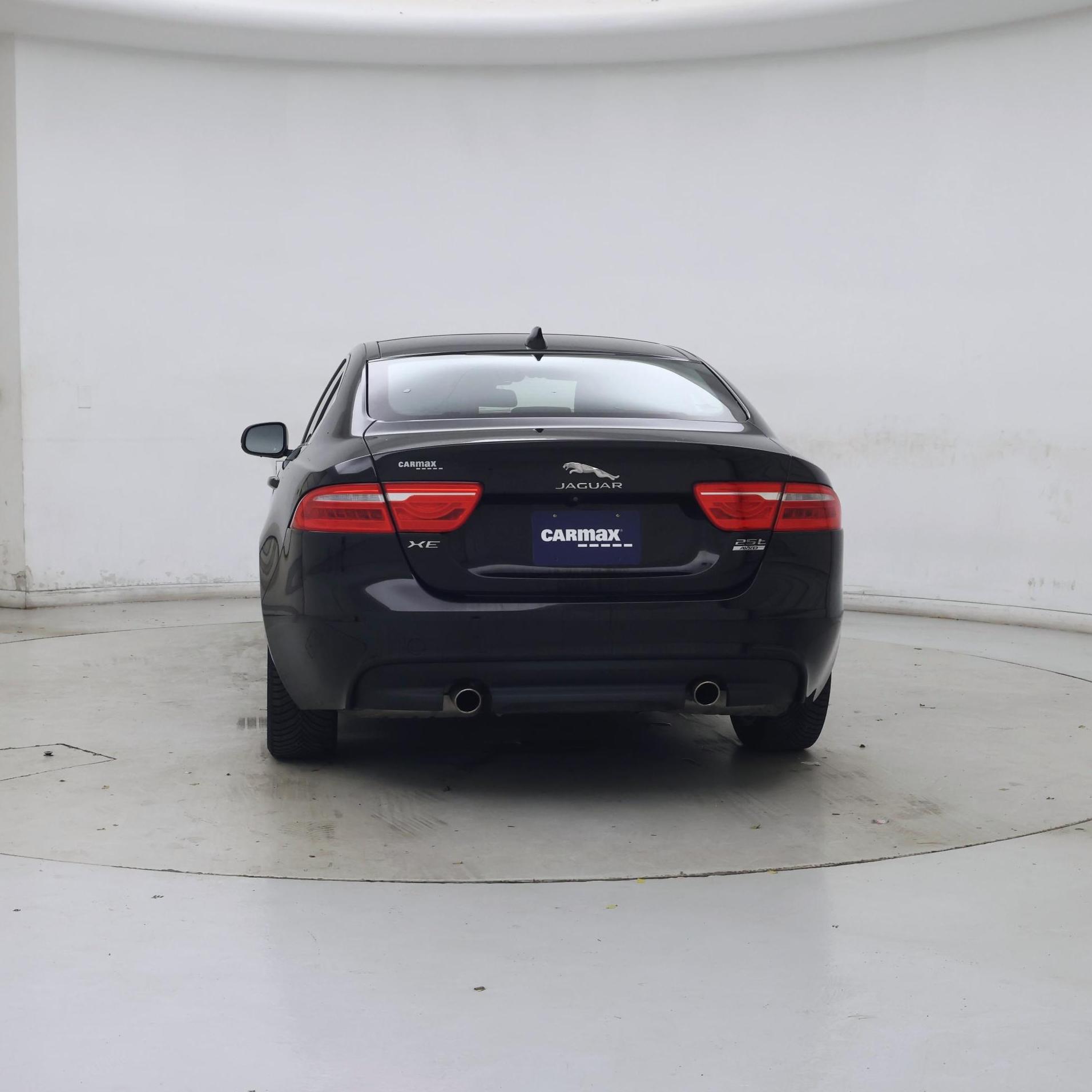 Thumbnail: 2018 Jaguar XE - 6