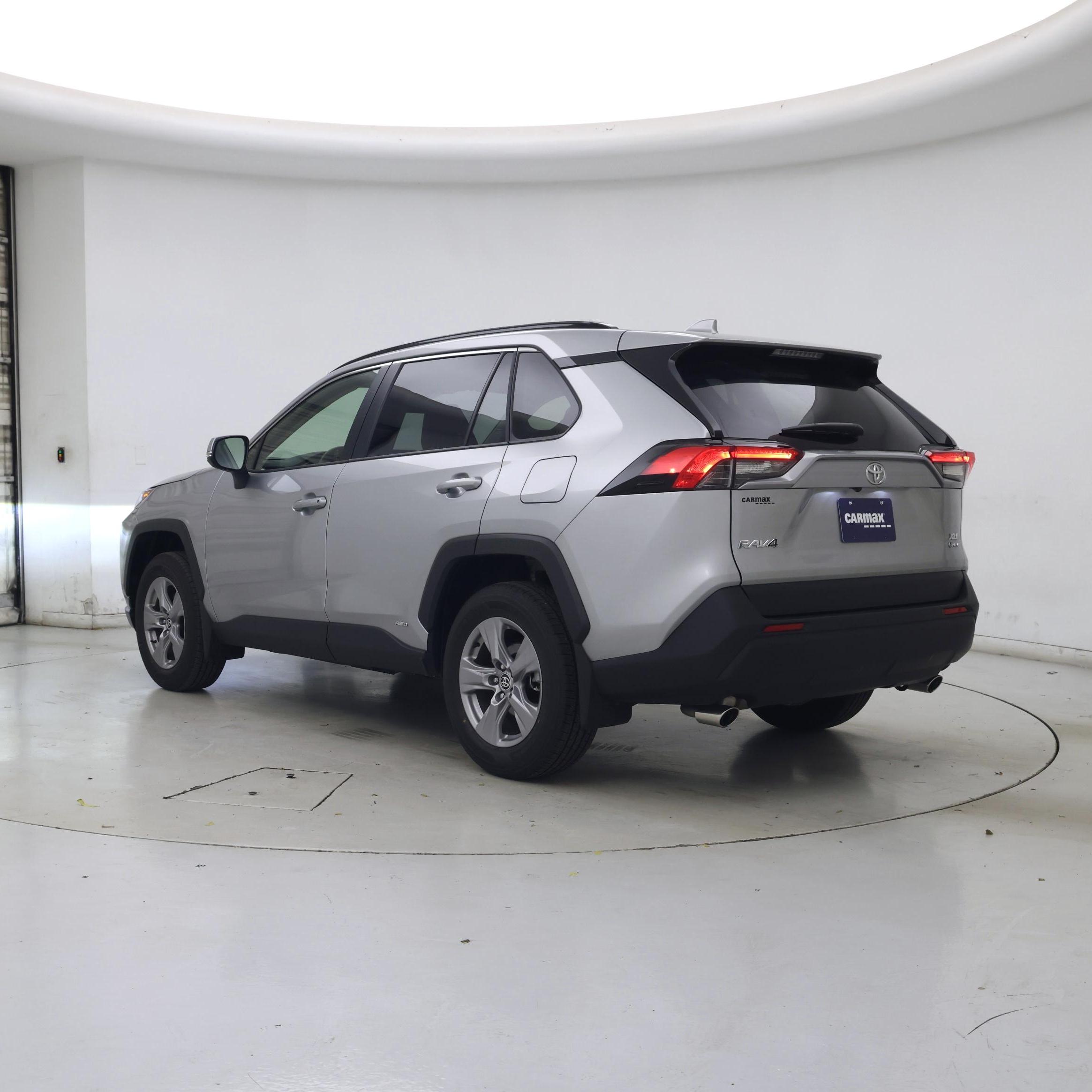 Thumbnail: 2025 Toyota RAV4 - 2
