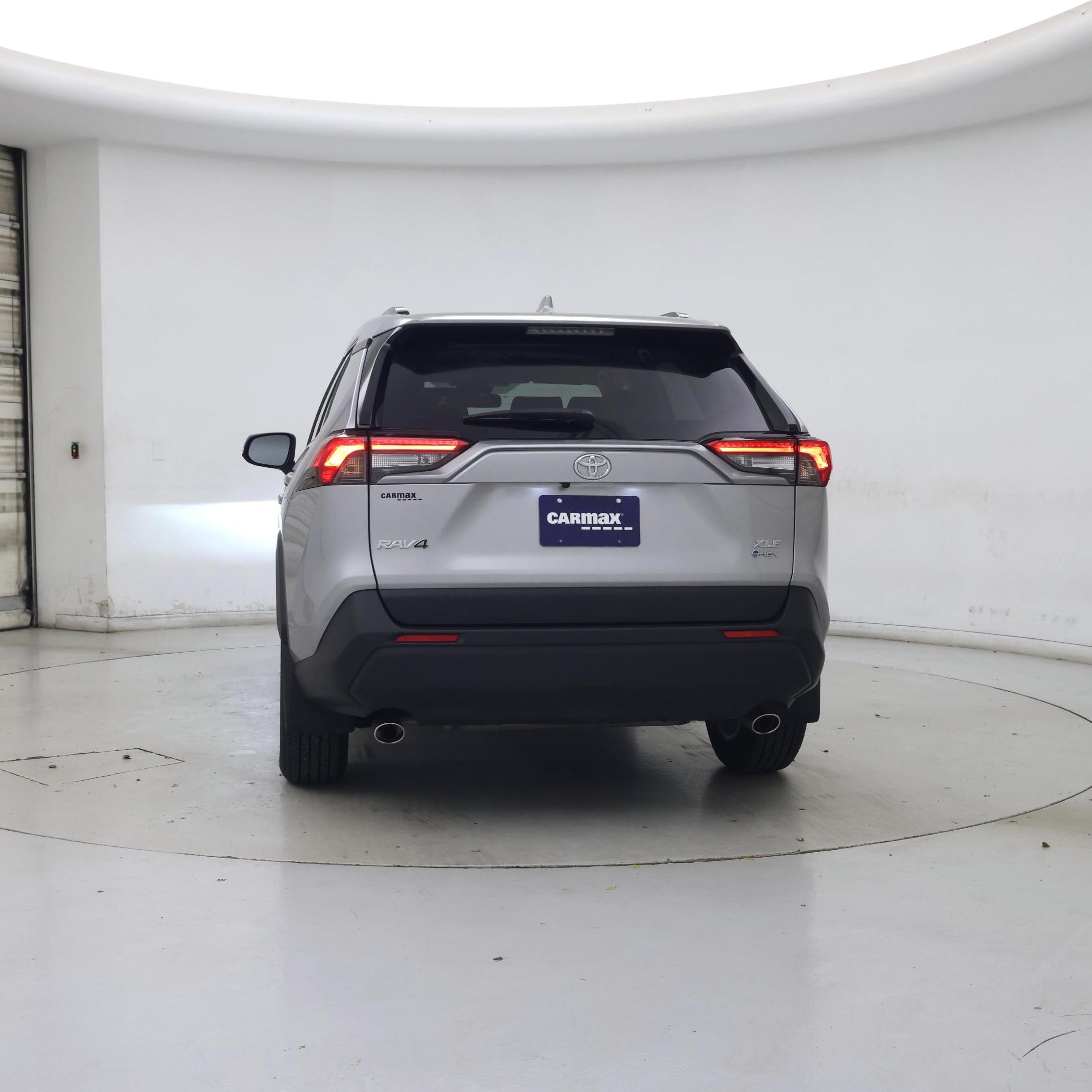 Thumbnail: 2025 Toyota RAV4 - 6