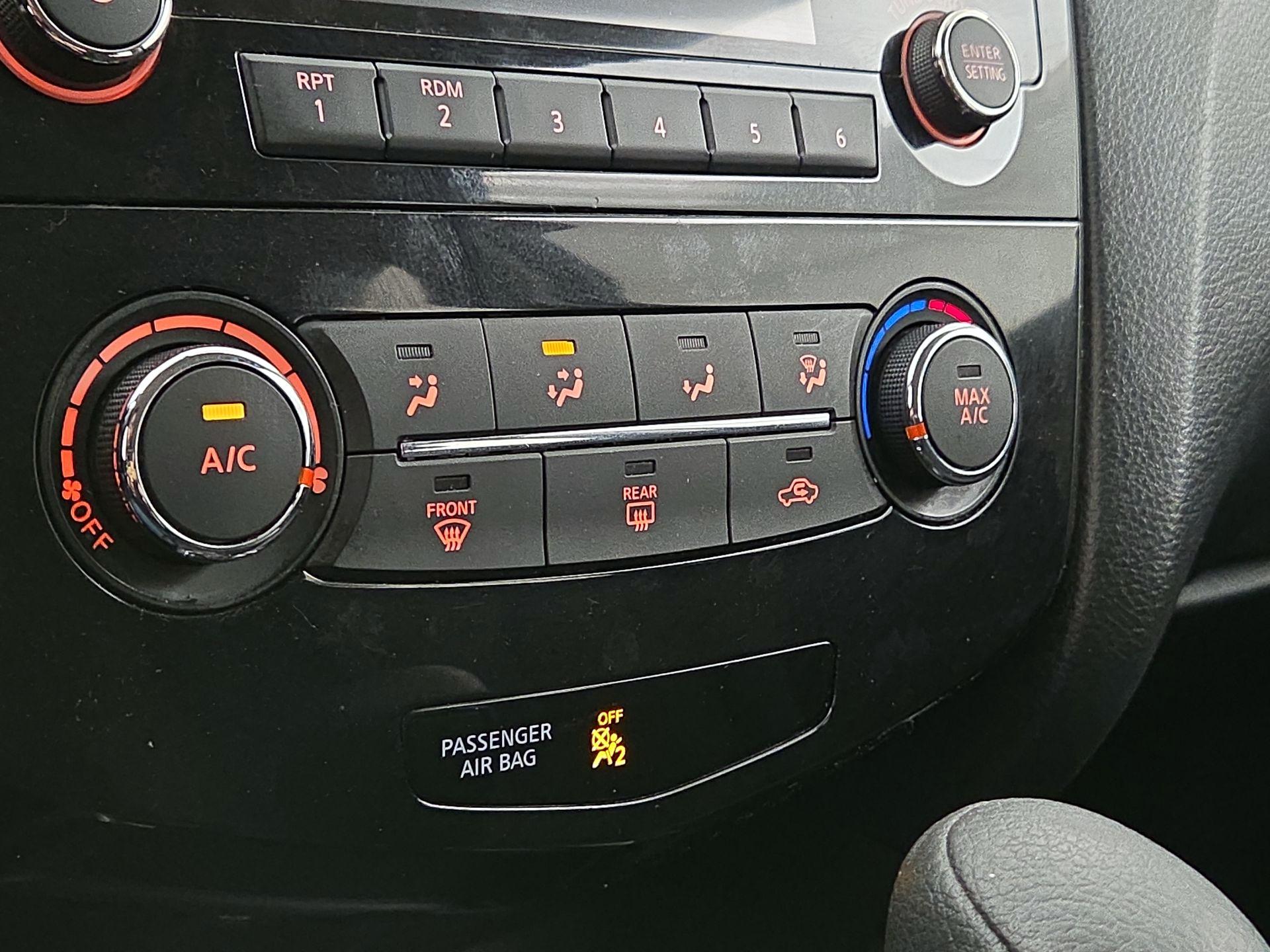 Thumbnail: 2016 Nissan Rogue - 14