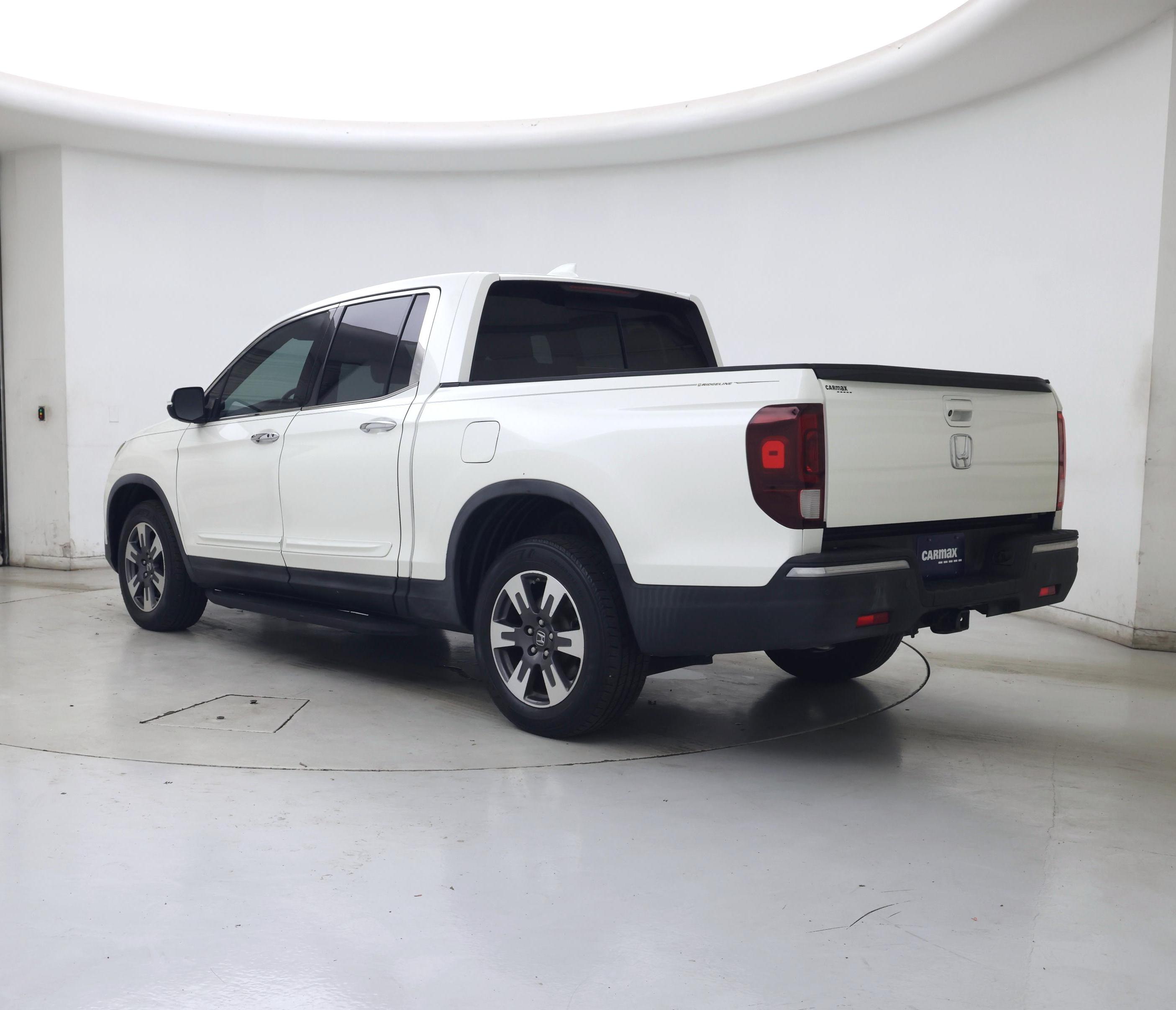 Thumbnail: 2017 Honda Ridgeline - 2