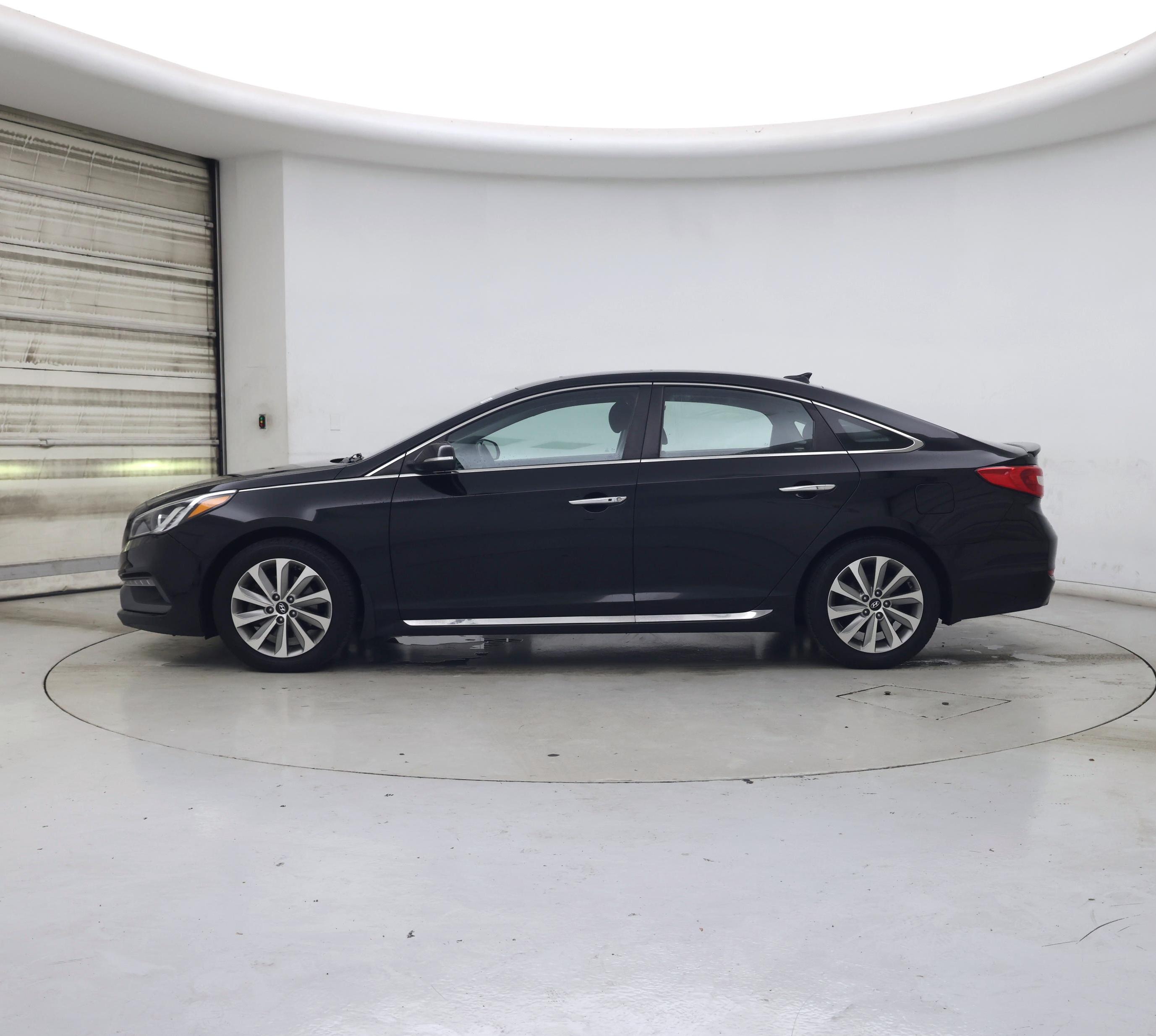 Thumbnail: 2017 Hyundai Sonata - 3