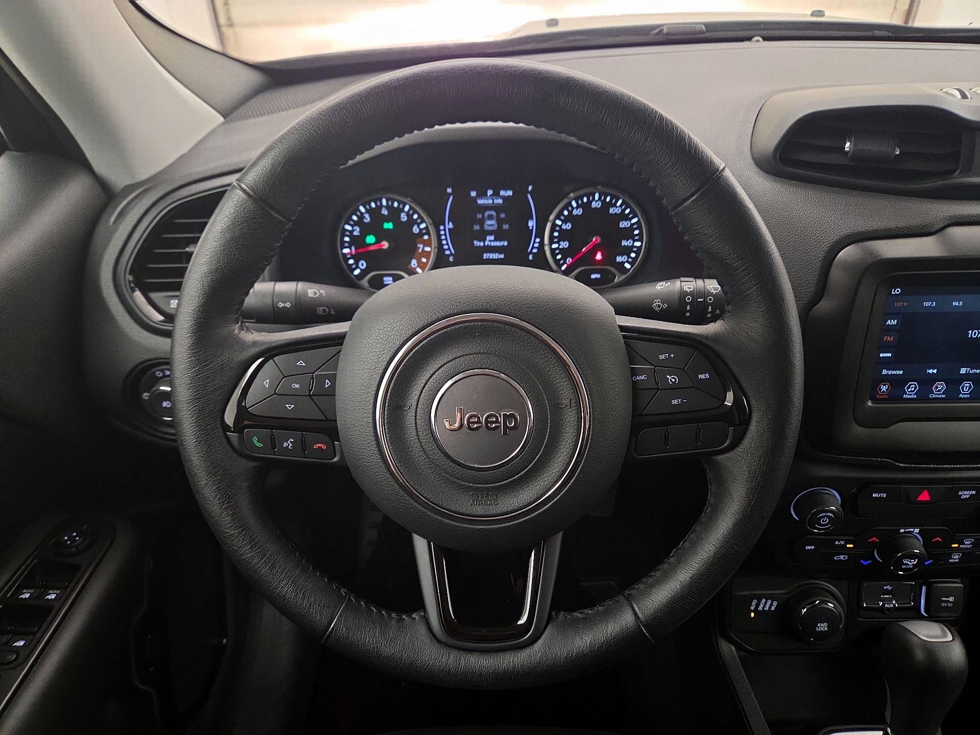 Thumbnail: 2020 Jeep Renegade - 10