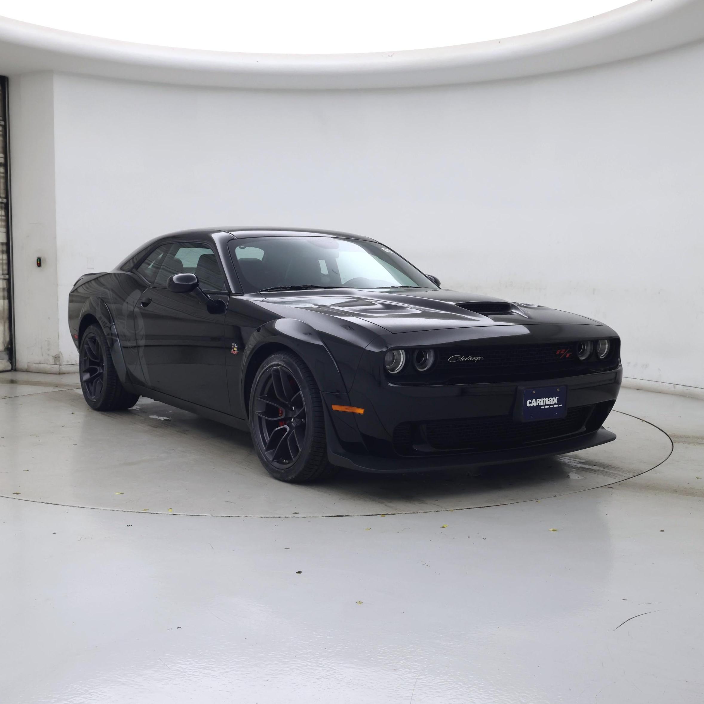 Black 2020 Dodge Challenger Coupe Rear-Wheel Drive Automatic