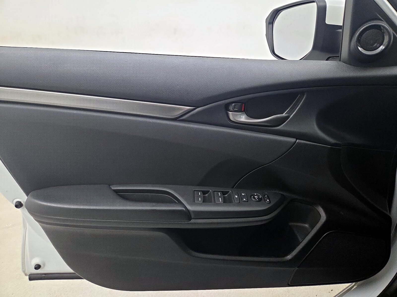 2021 Honda Civic Hatchback Sport - Photo 13