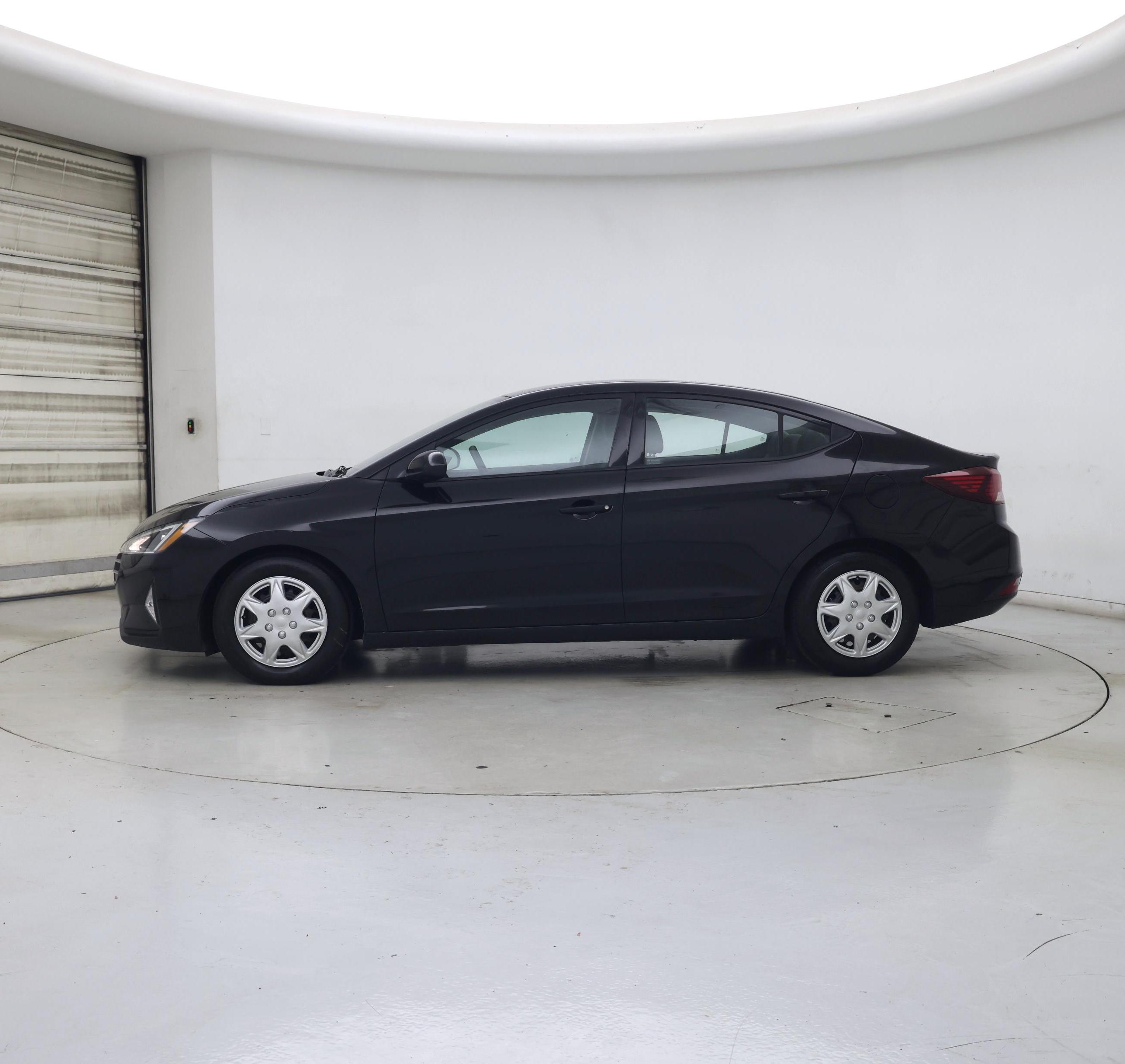 Thumbnail: 2019 Hyundai Elantra - 3