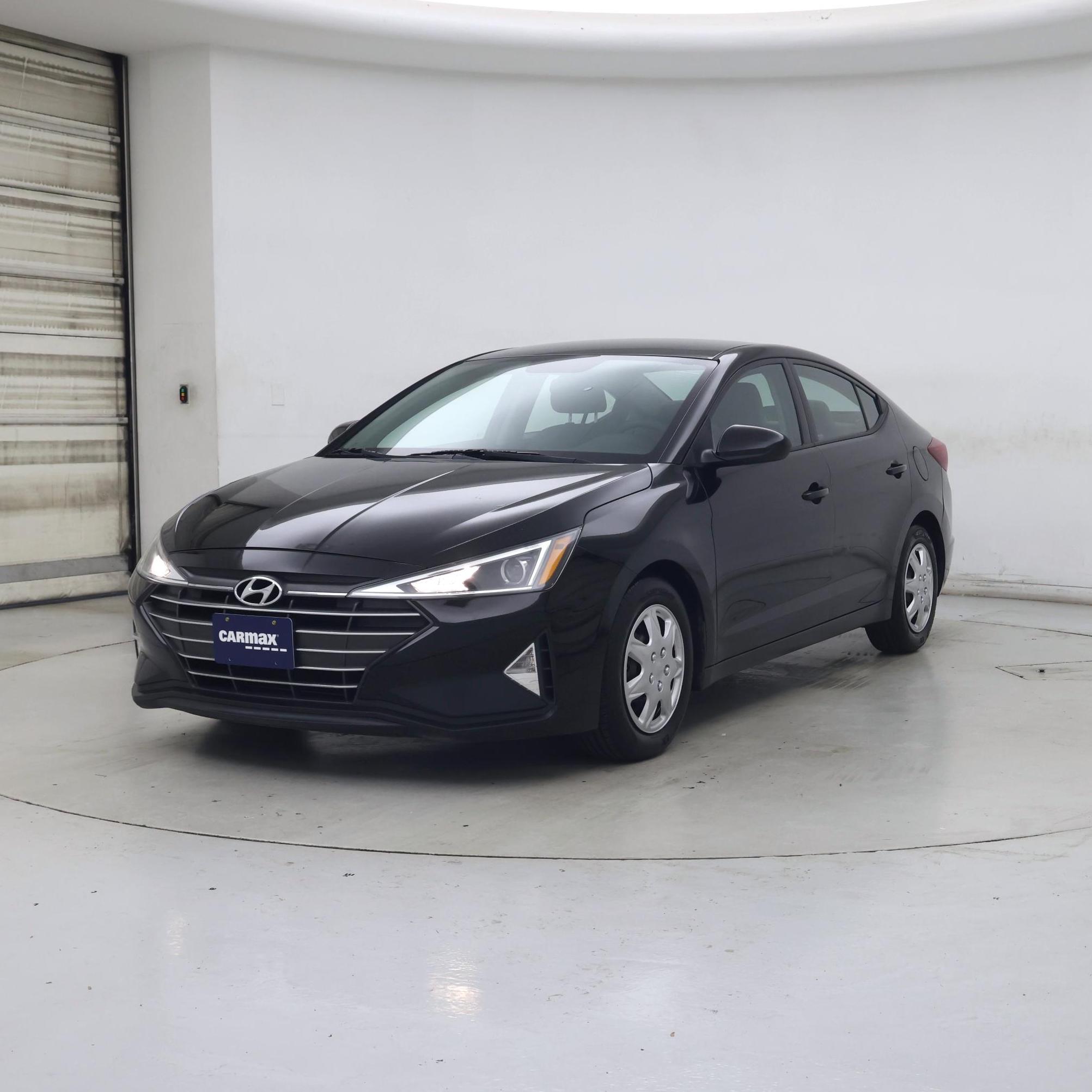 Thumbnail: 2019 Hyundai Elantra - 4