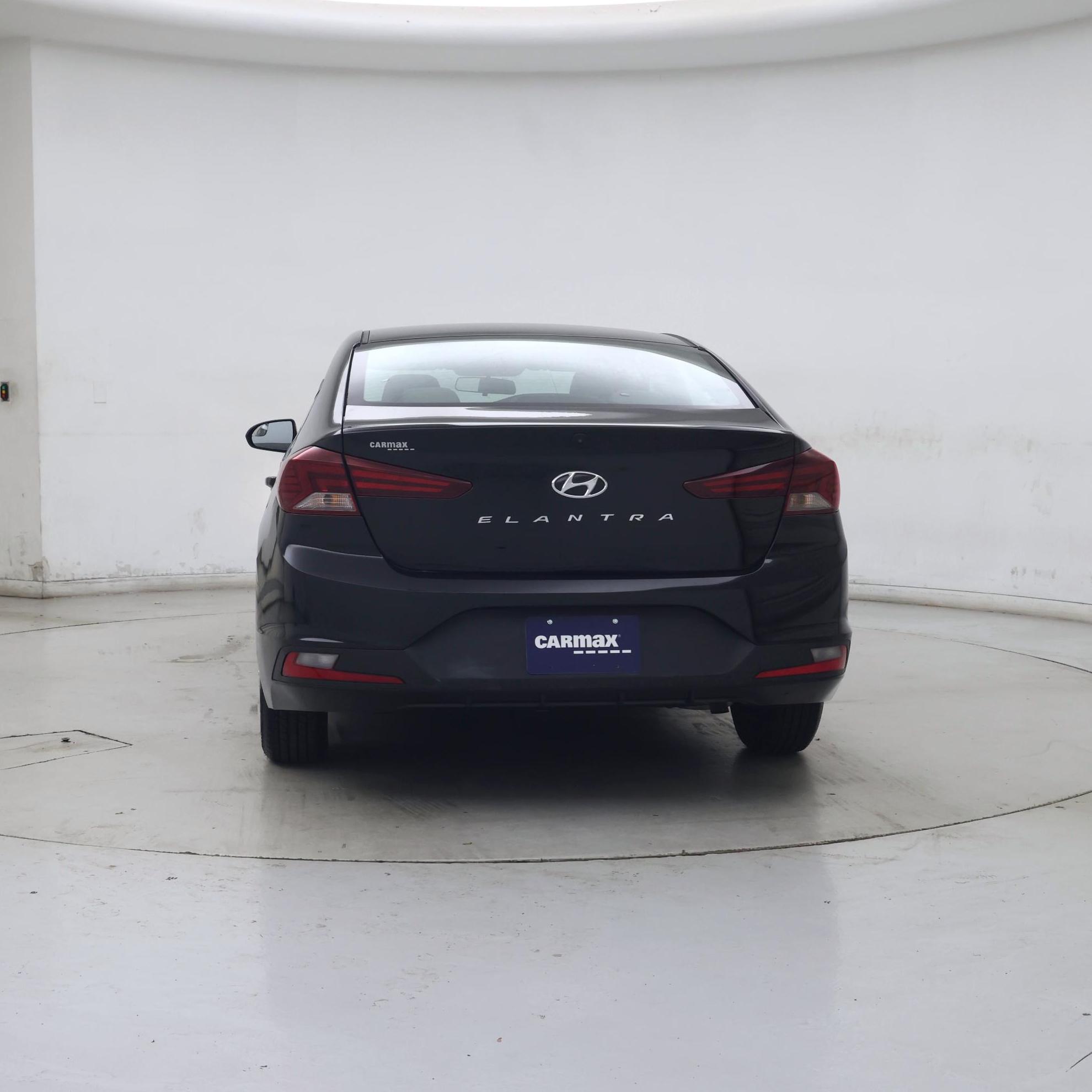 Thumbnail: 2019 Hyundai Elantra - 6