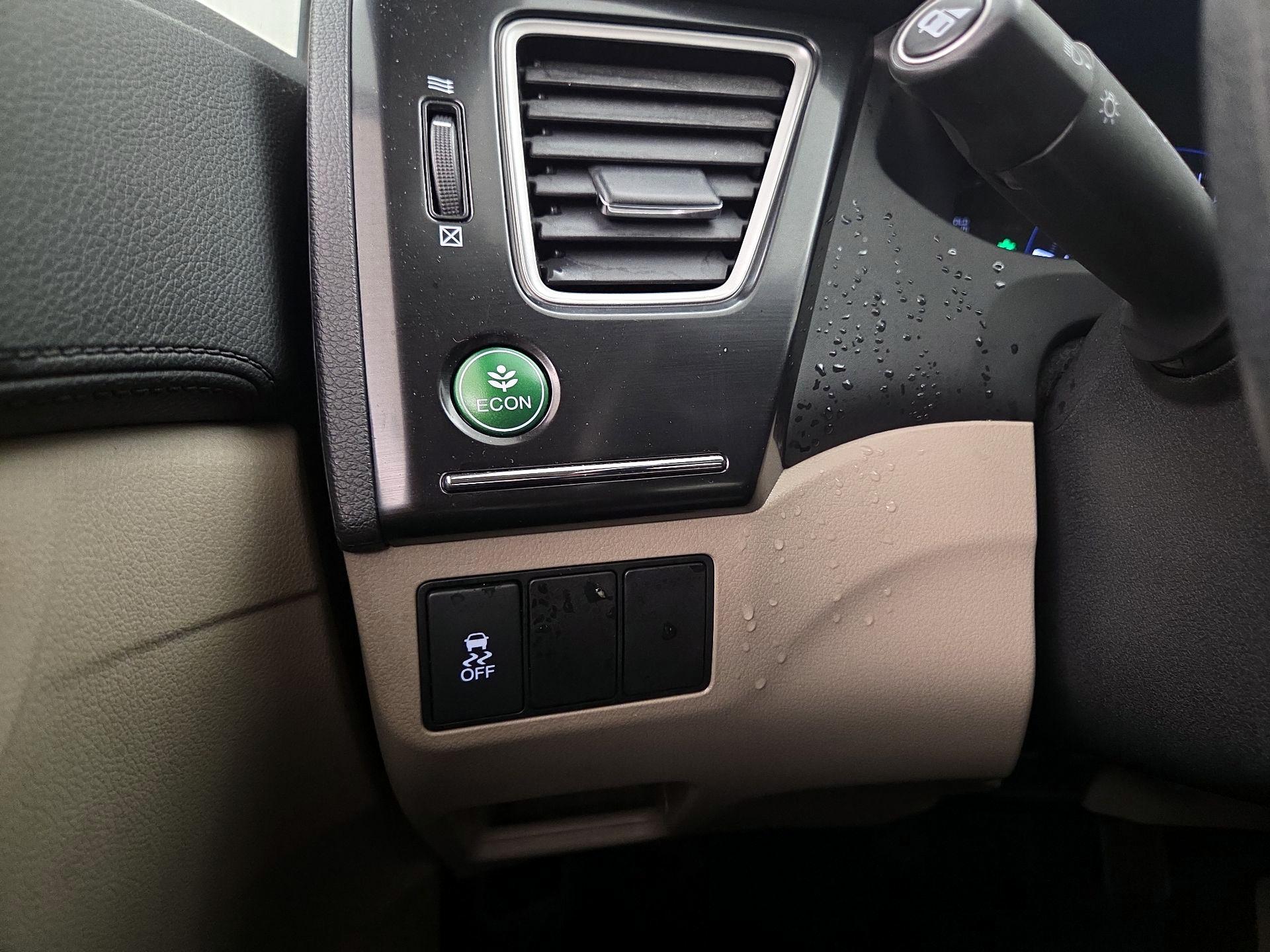 Thumbnail: 2014 Honda Civic - 13