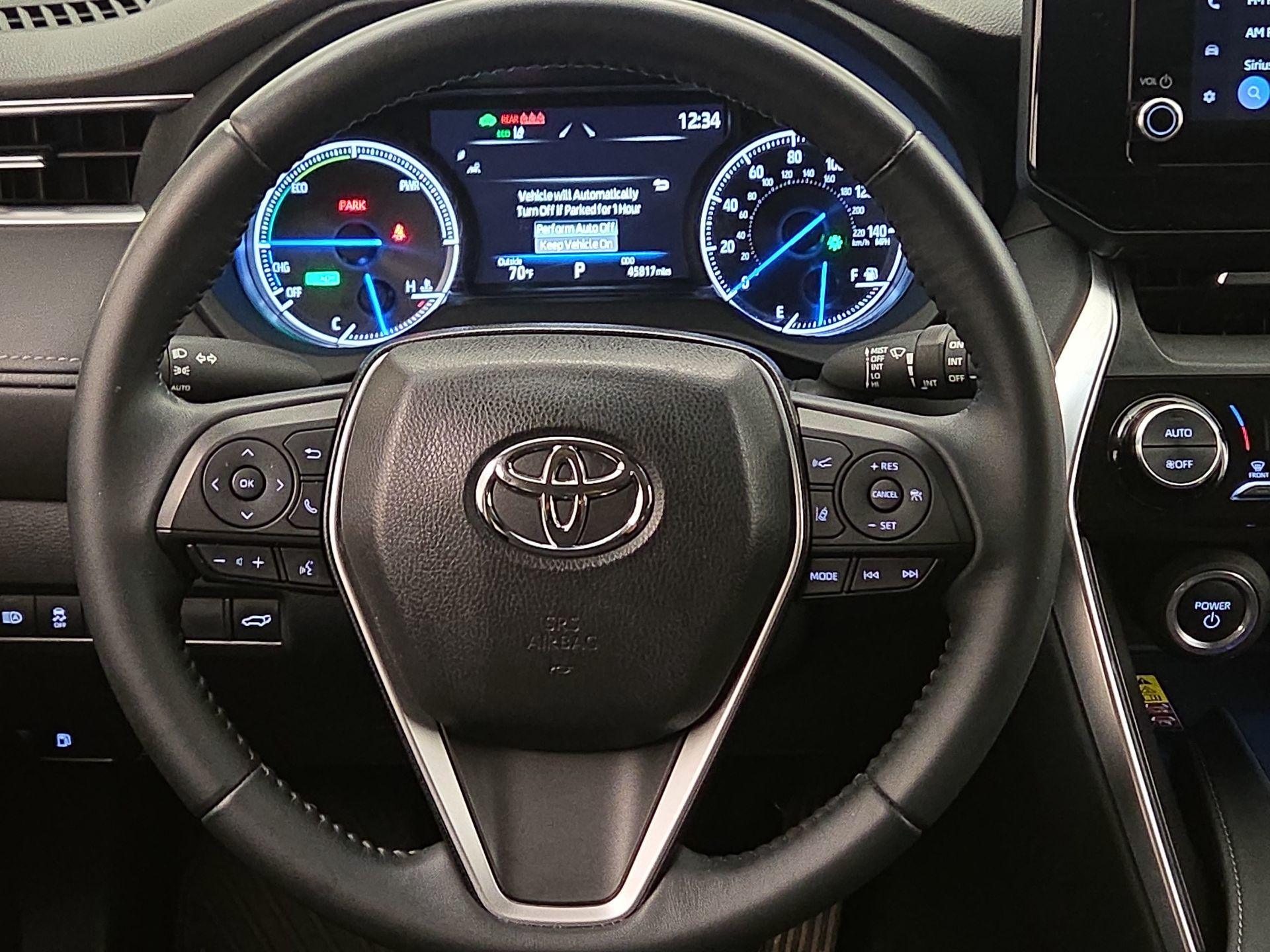Thumbnail: 2024 Toyota Venza - 10