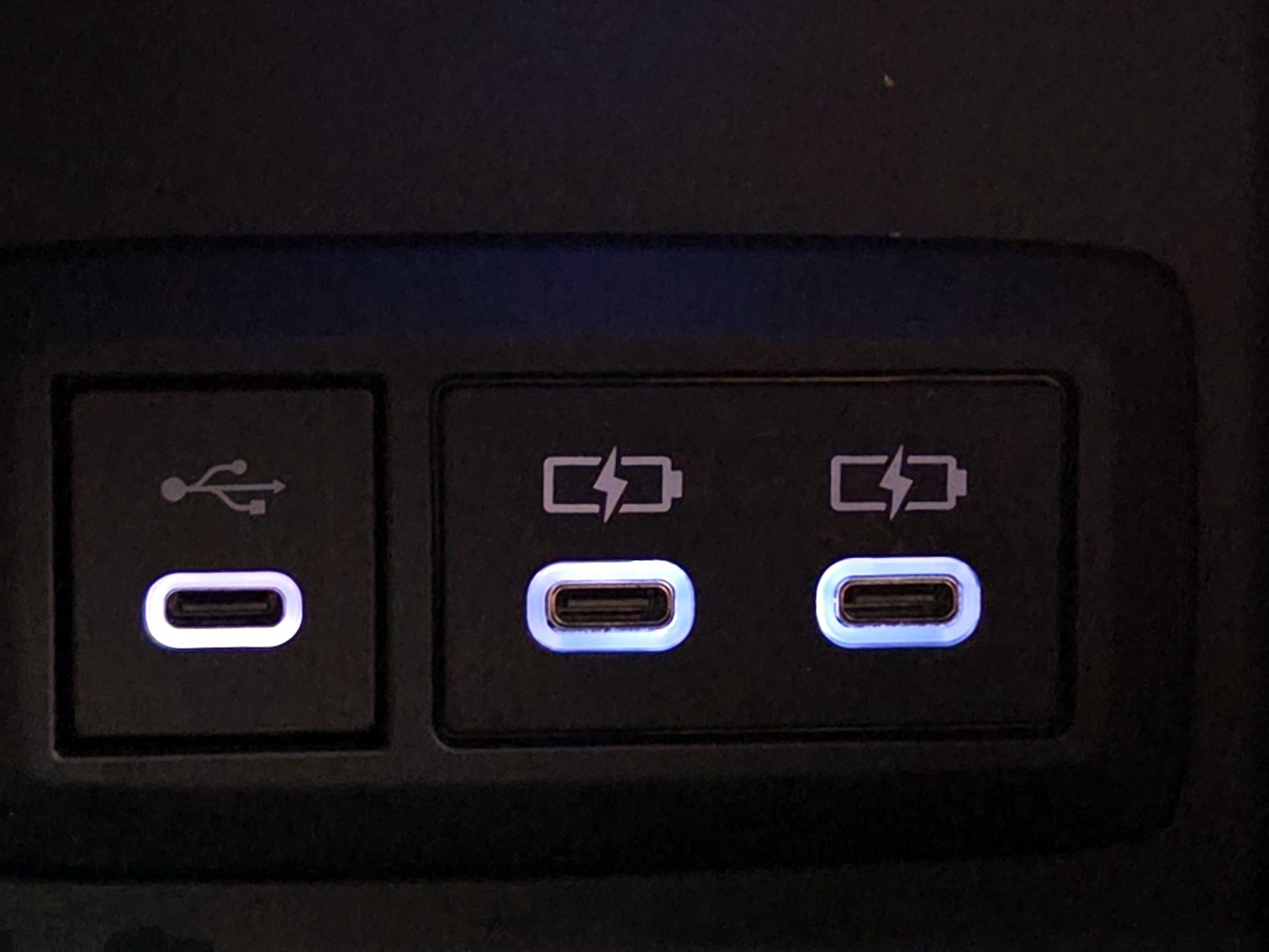 Thumbnail: 2024 Toyota Venza - 18