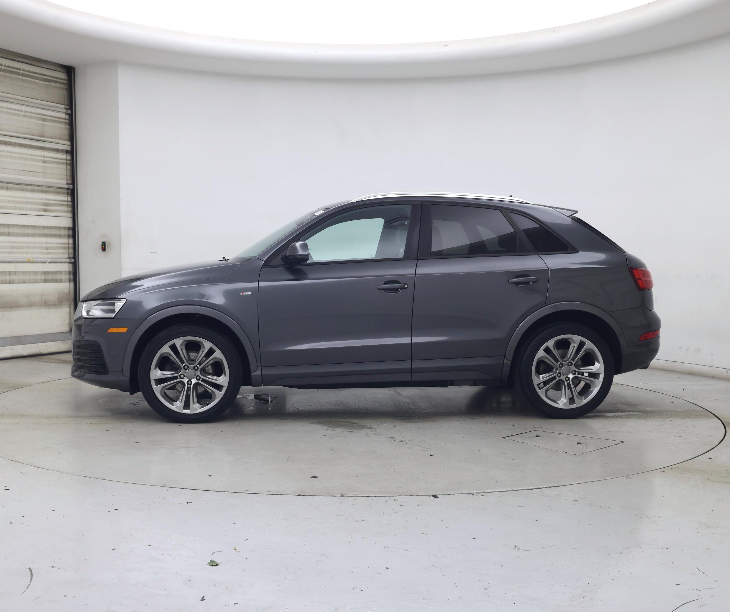 Thumbnail: 2018 Audi Q3 - 3