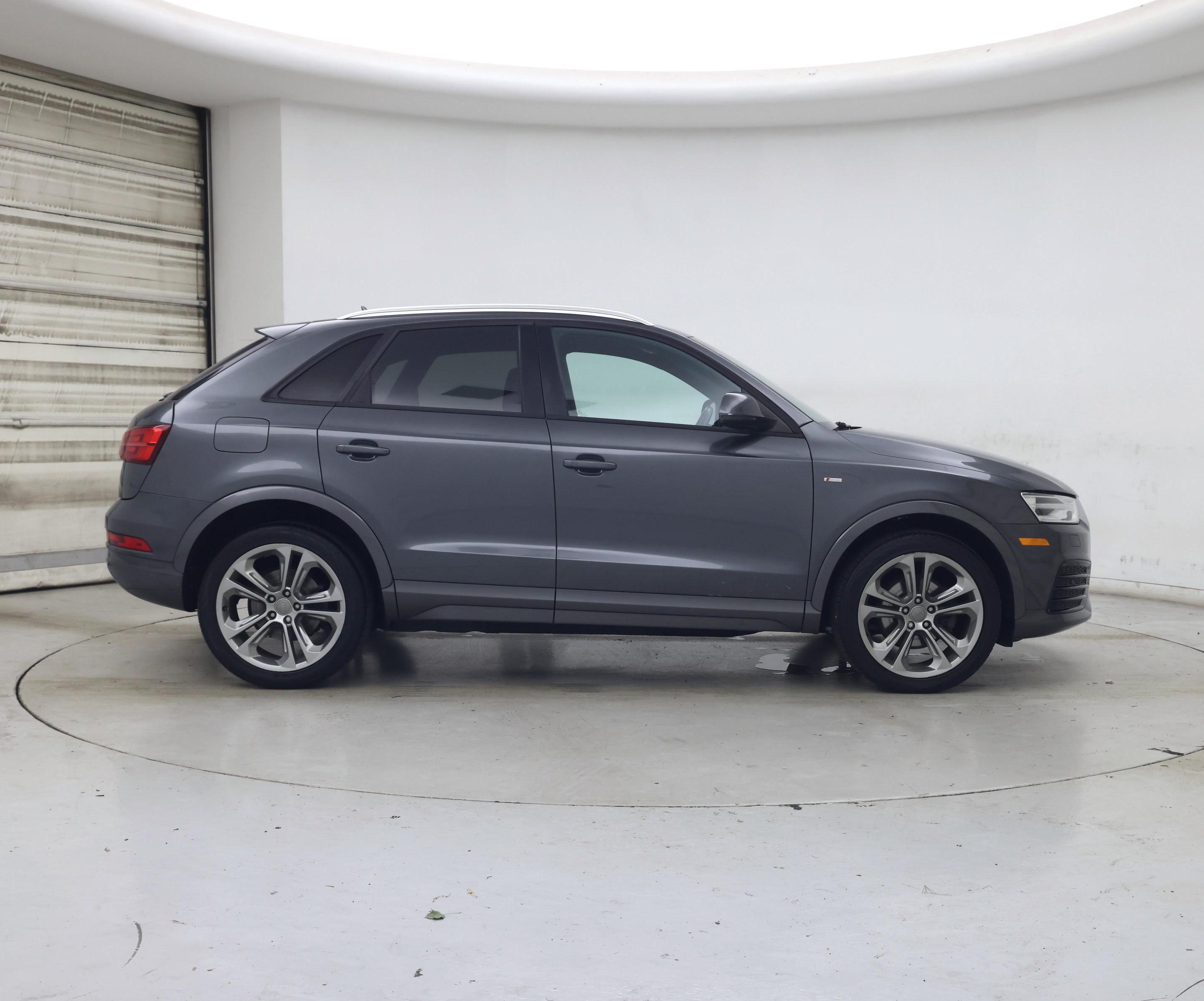 Thumbnail: 2018 Audi Q3 - 7