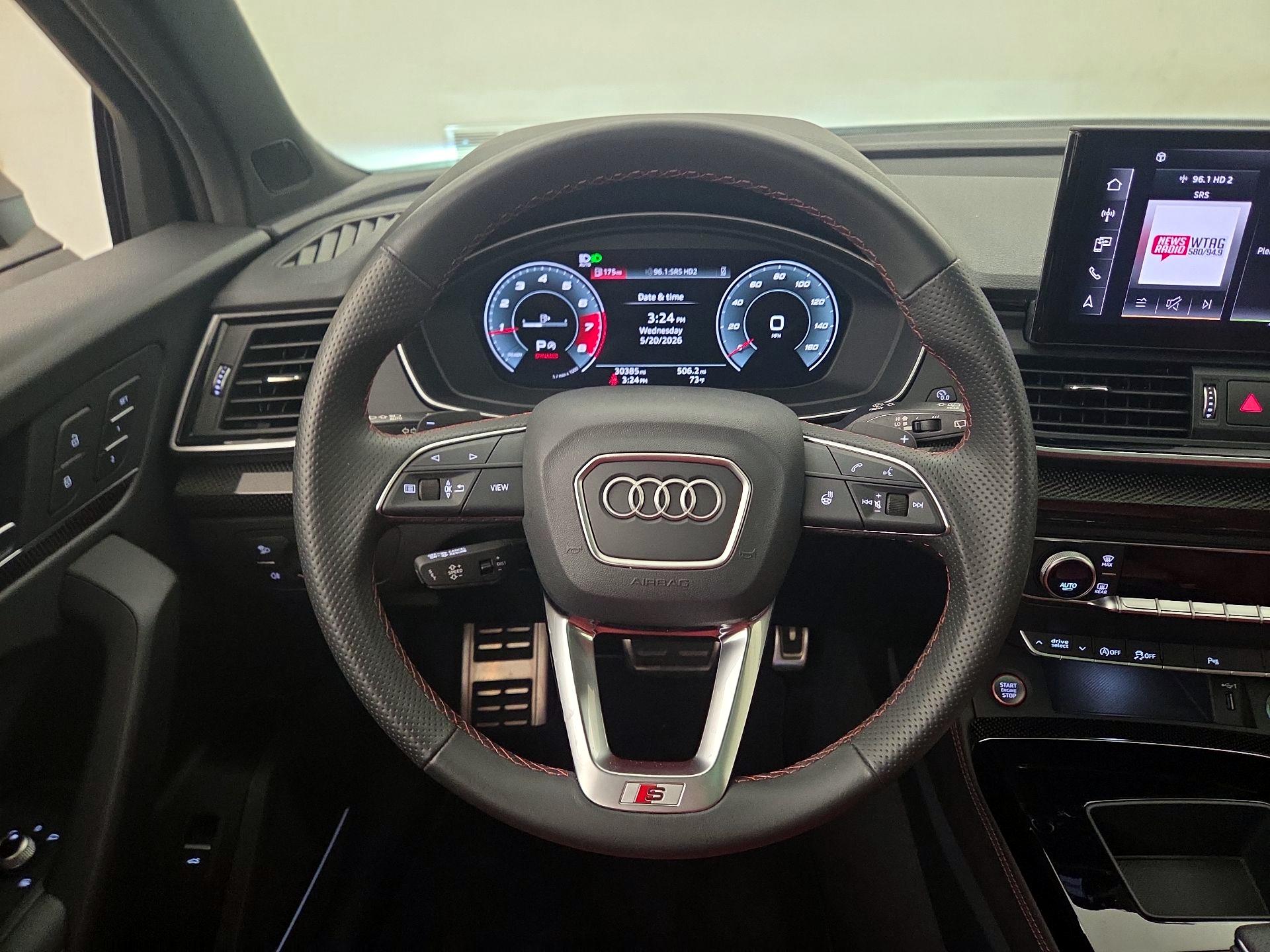 Thumbnail: 2024 Audi SQ5 - 10