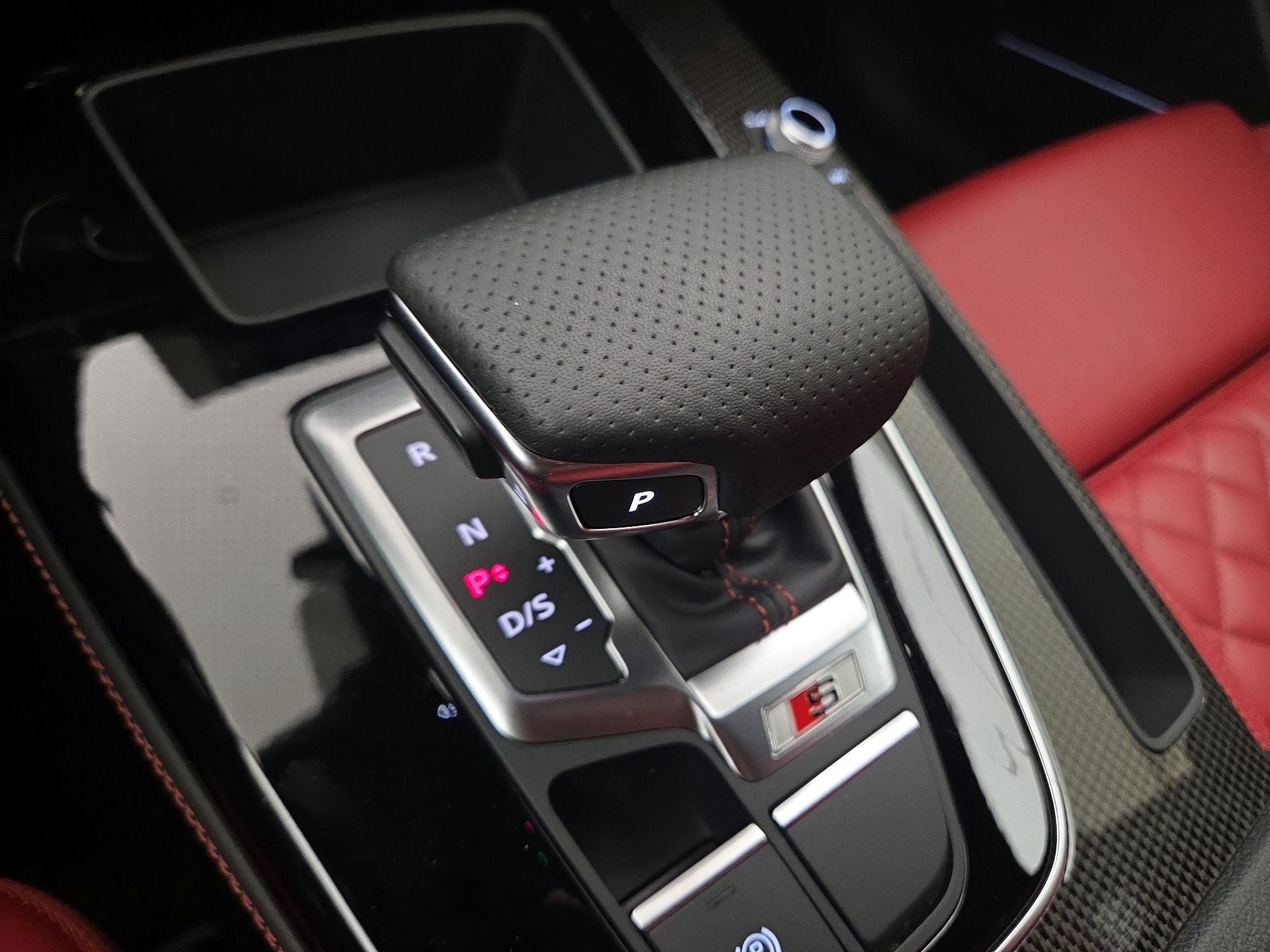 Thumbnail: 2024 Audi SQ5 - 17