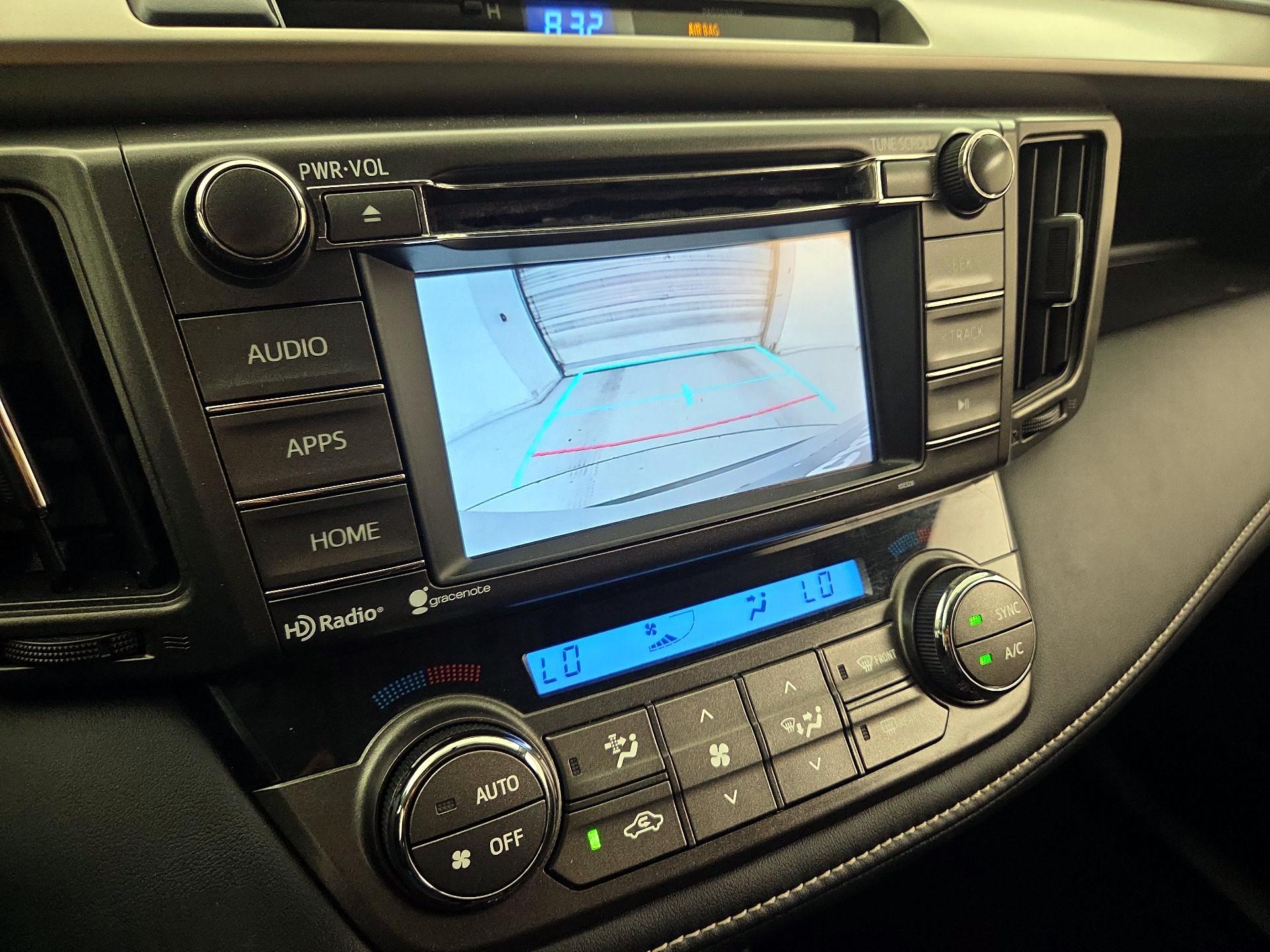 Thumbnail: 2015 Toyota RAV4 - 14