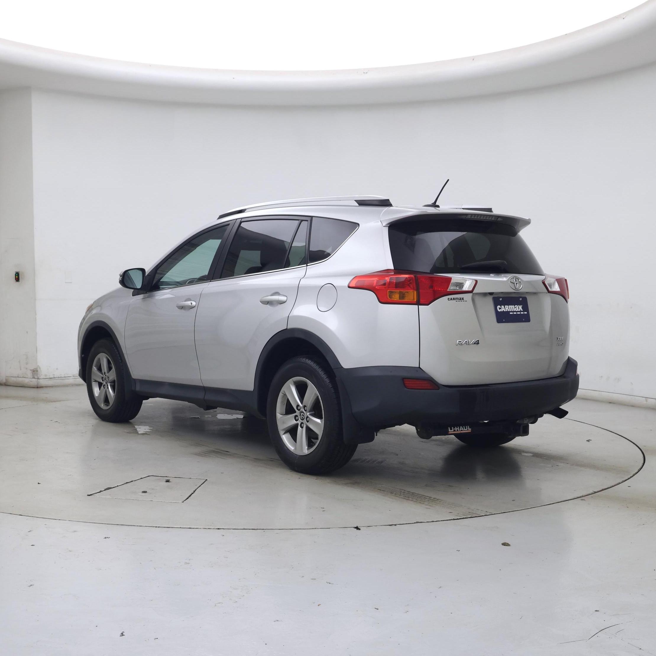 Thumbnail: 2015 Toyota RAV4 - 2