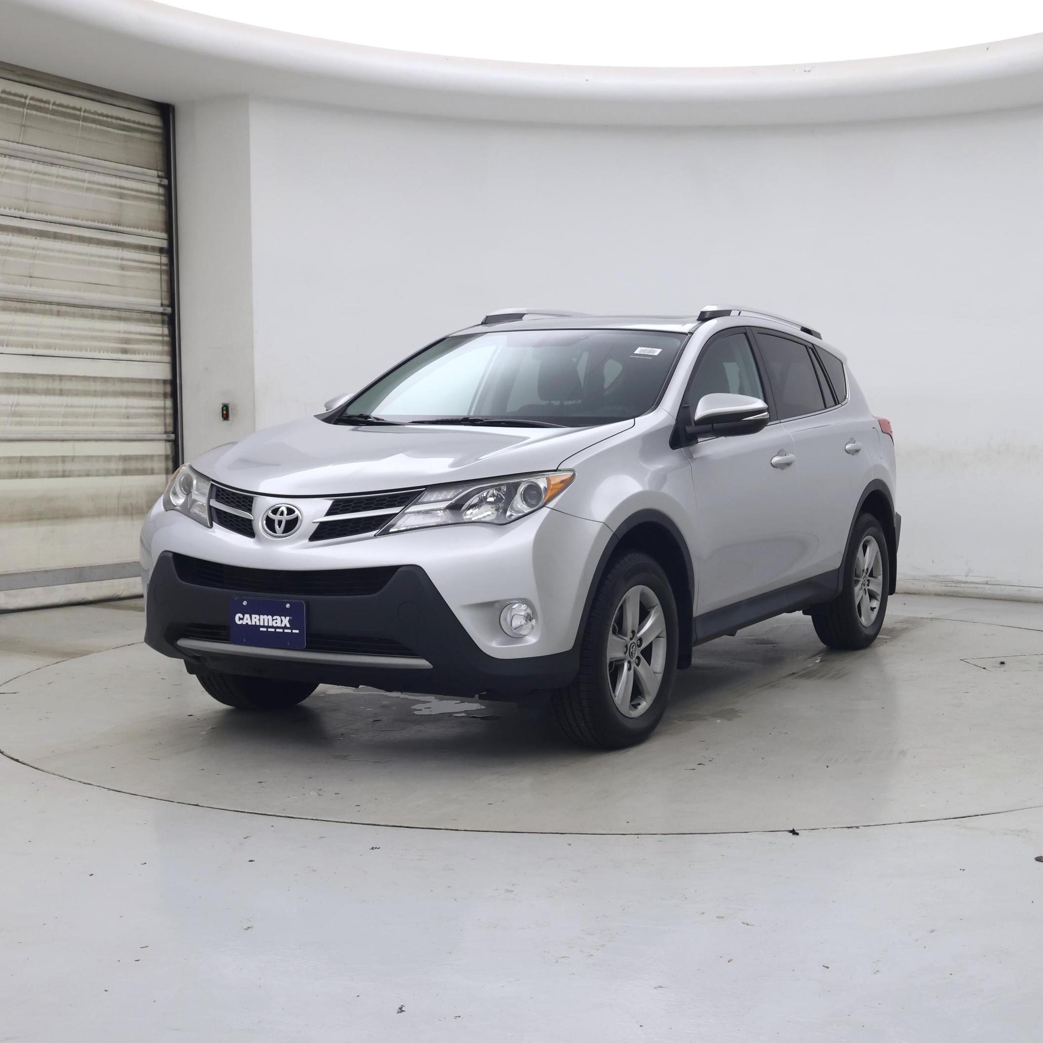 Thumbnail: 2015 Toyota RAV4 - 4
