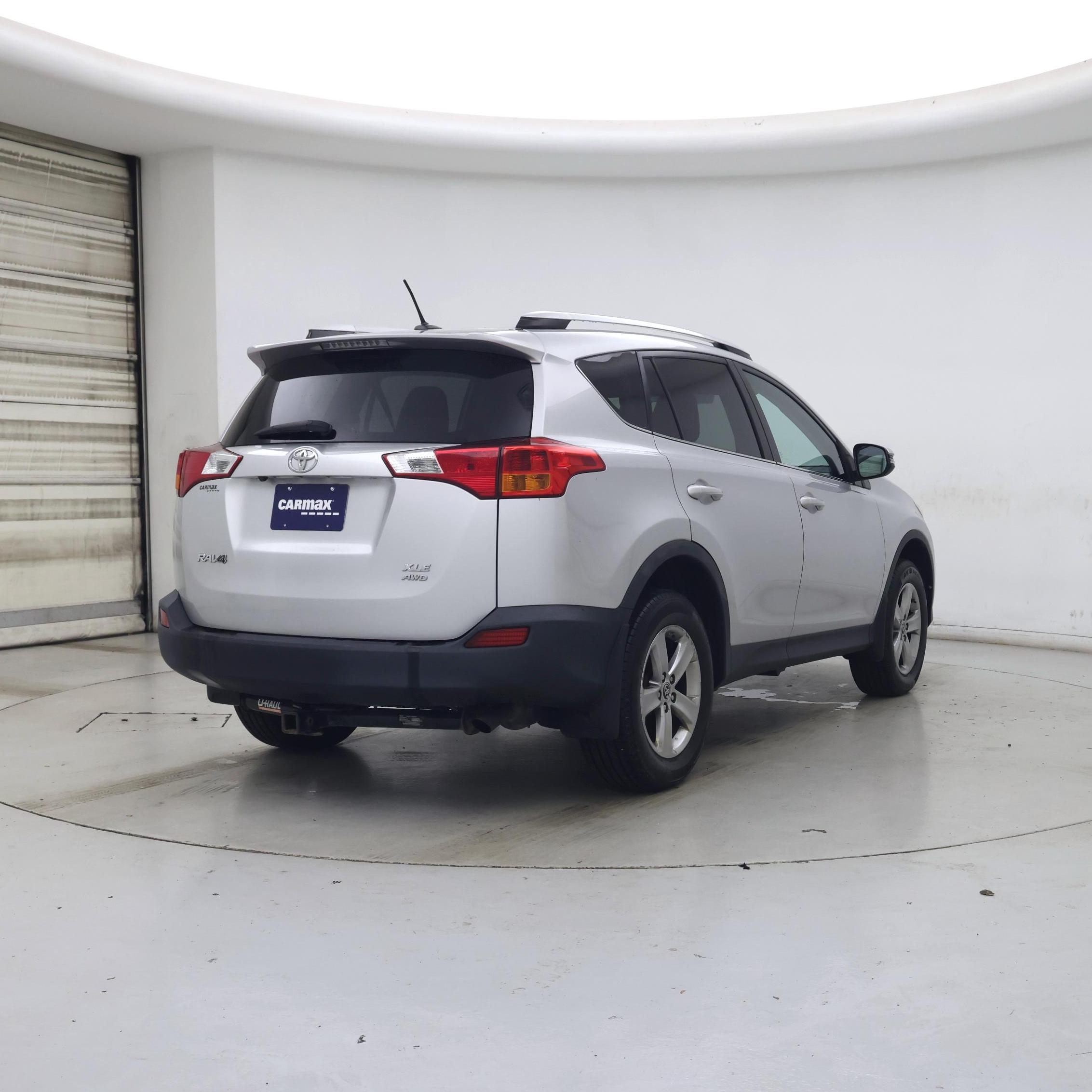 Thumbnail: 2015 Toyota RAV4 - 8