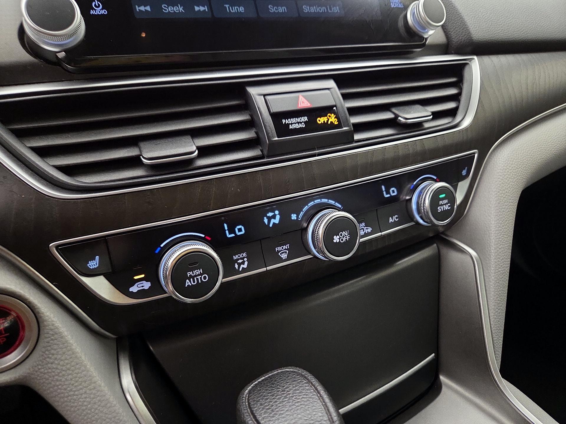 Thumbnail: 2019 Honda Accord - 16