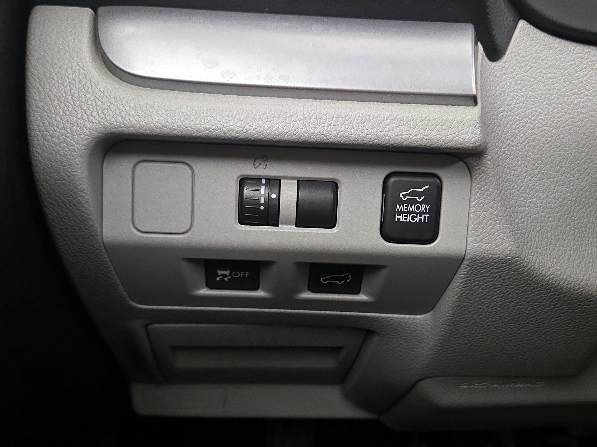 Thumbnail: 2014 Subaru Forester - 13