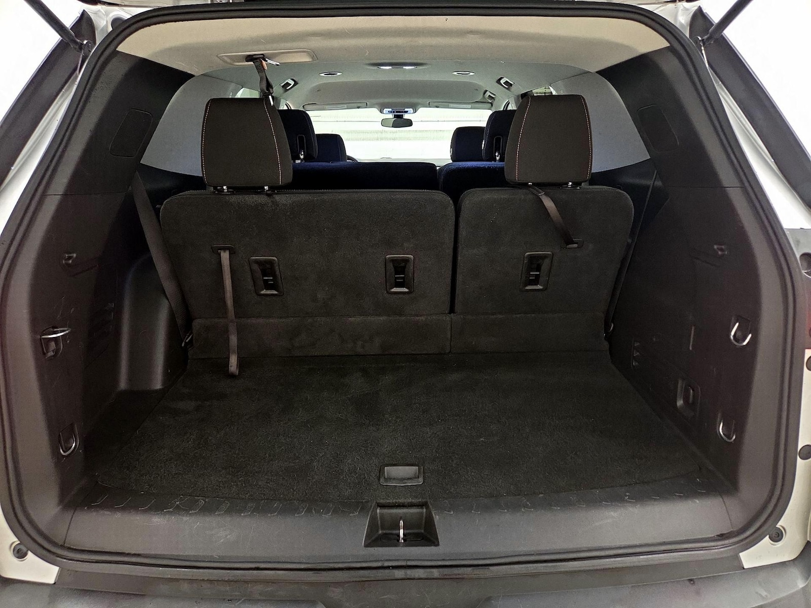 2018 Chevrolet Traverse LS - Photo 20