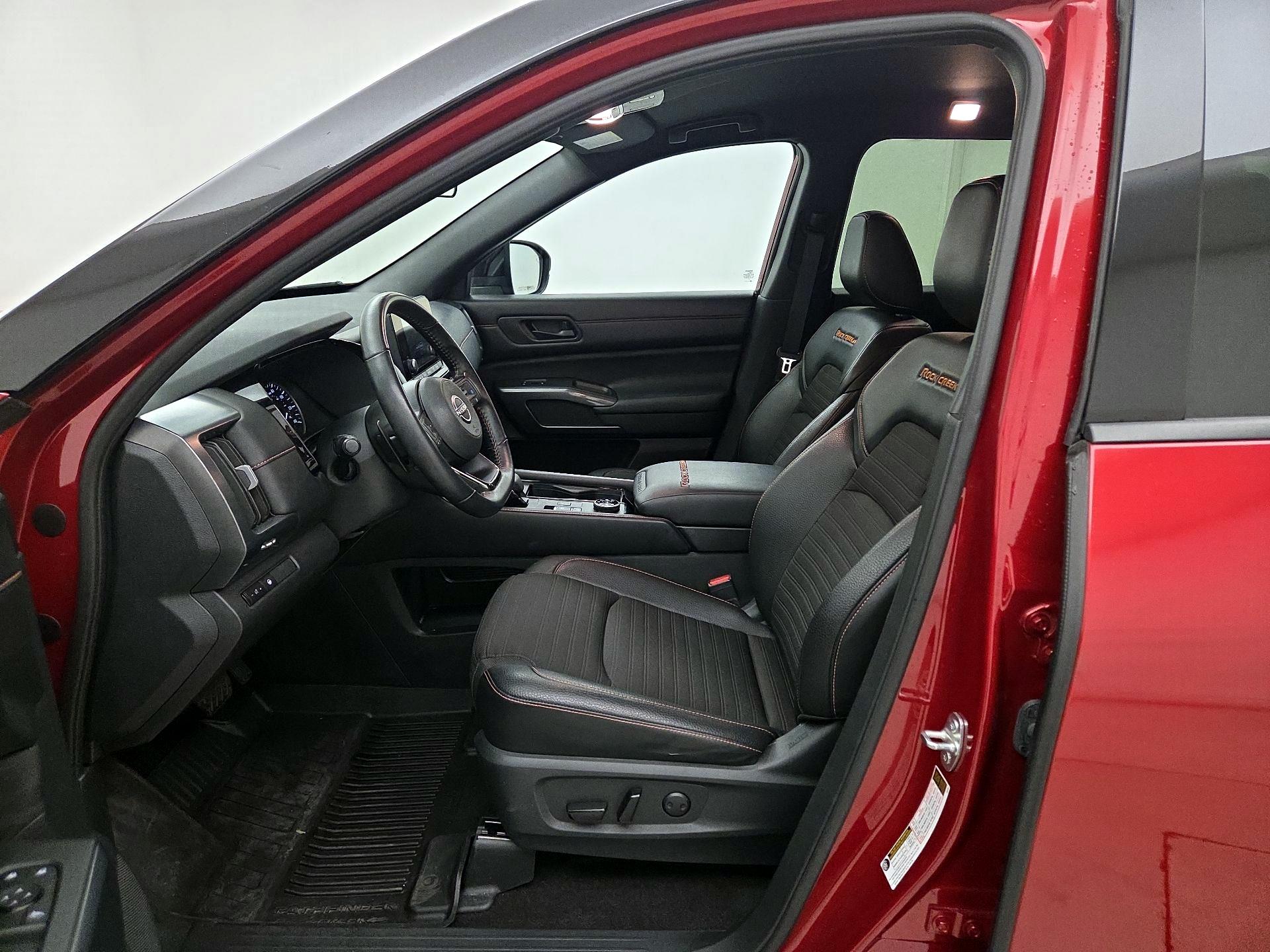 Thumbnail: 2024 Nissan Pathfinder - 11