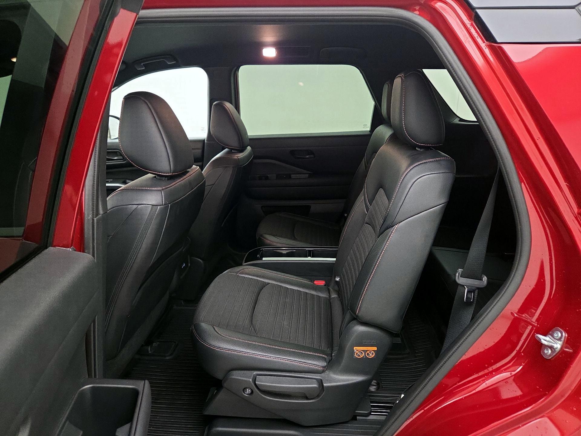 Thumbnail: 2024 Nissan Pathfinder - 19