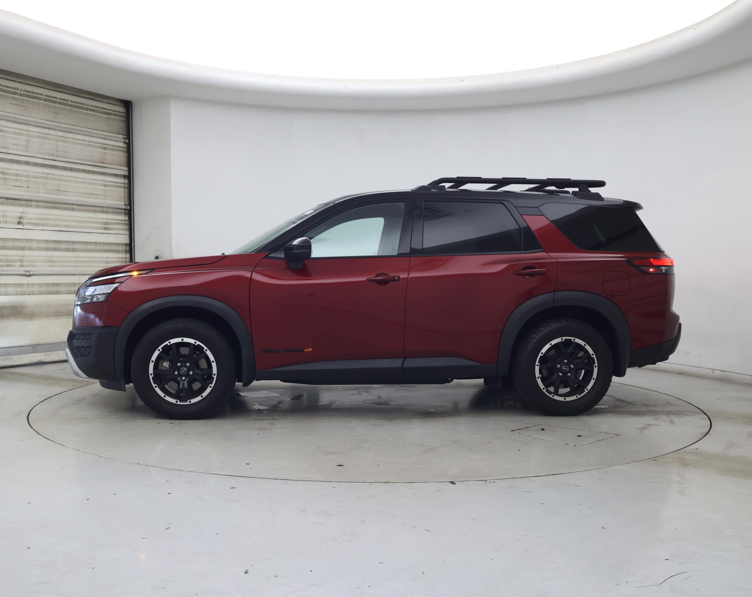 Thumbnail: 2024 Nissan Pathfinder - 3