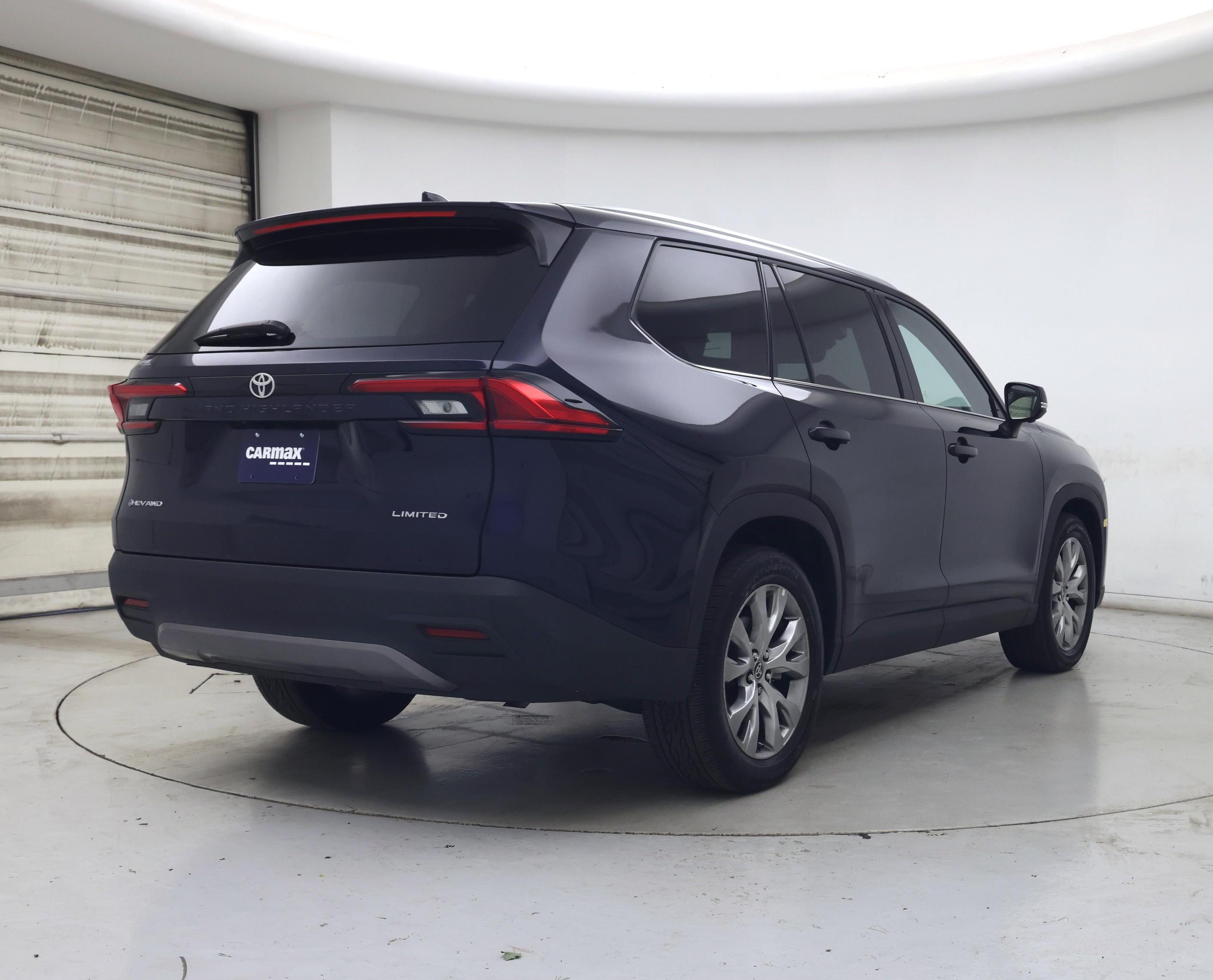 Thumbnail: 2024 Toyota Highlander - 8