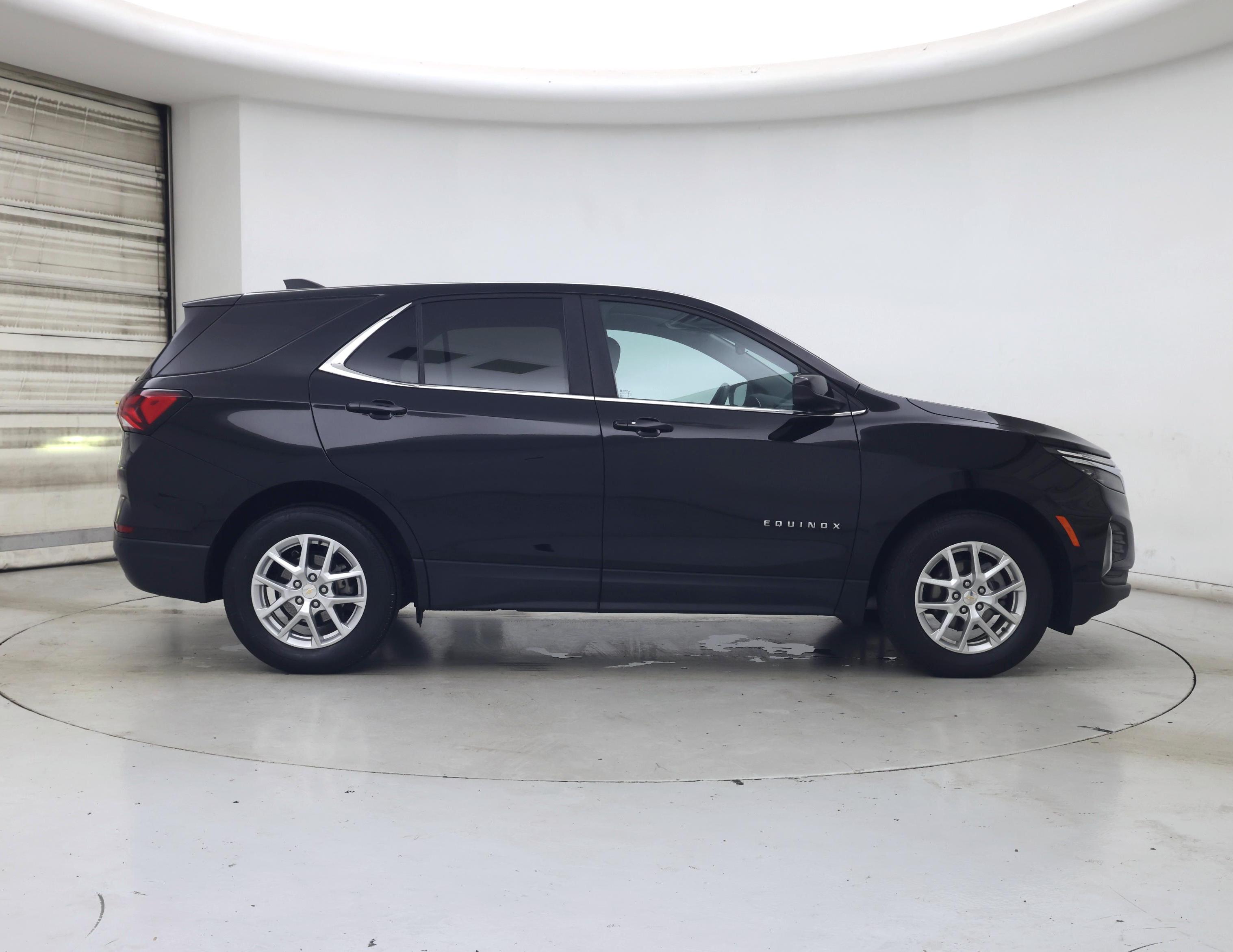 Thumbnail: 2023 Chevrolet Equinox - 7