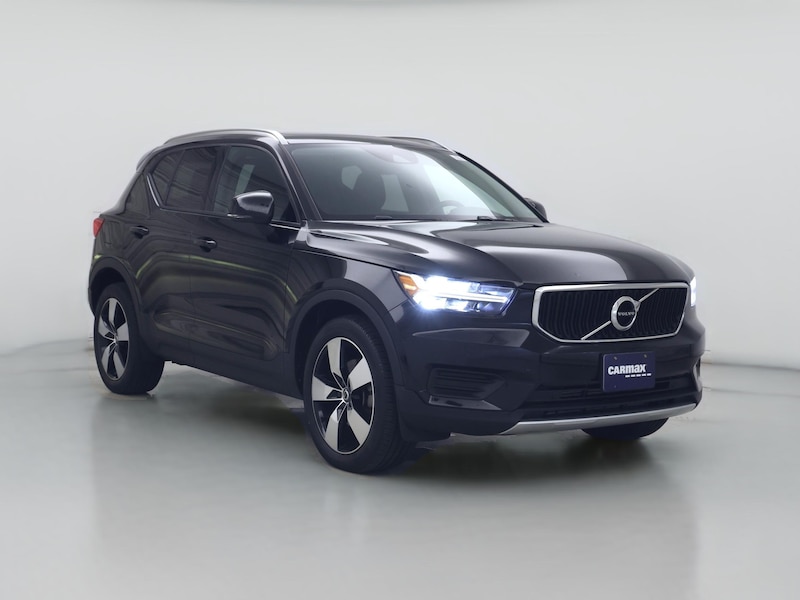 2020 Volvo XC40 T5 Momentum