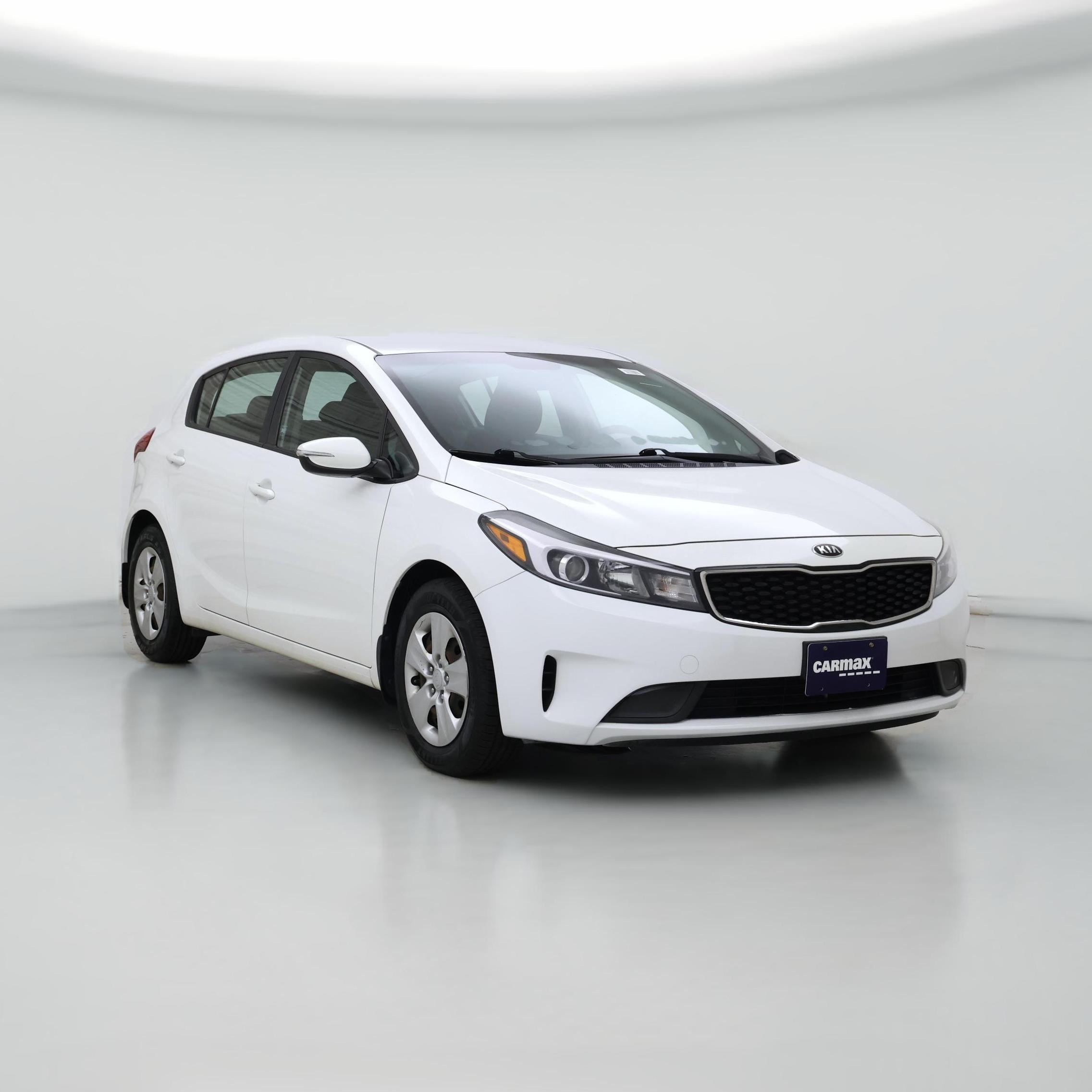 Thumbnail: 2017 Kia Forte - 1