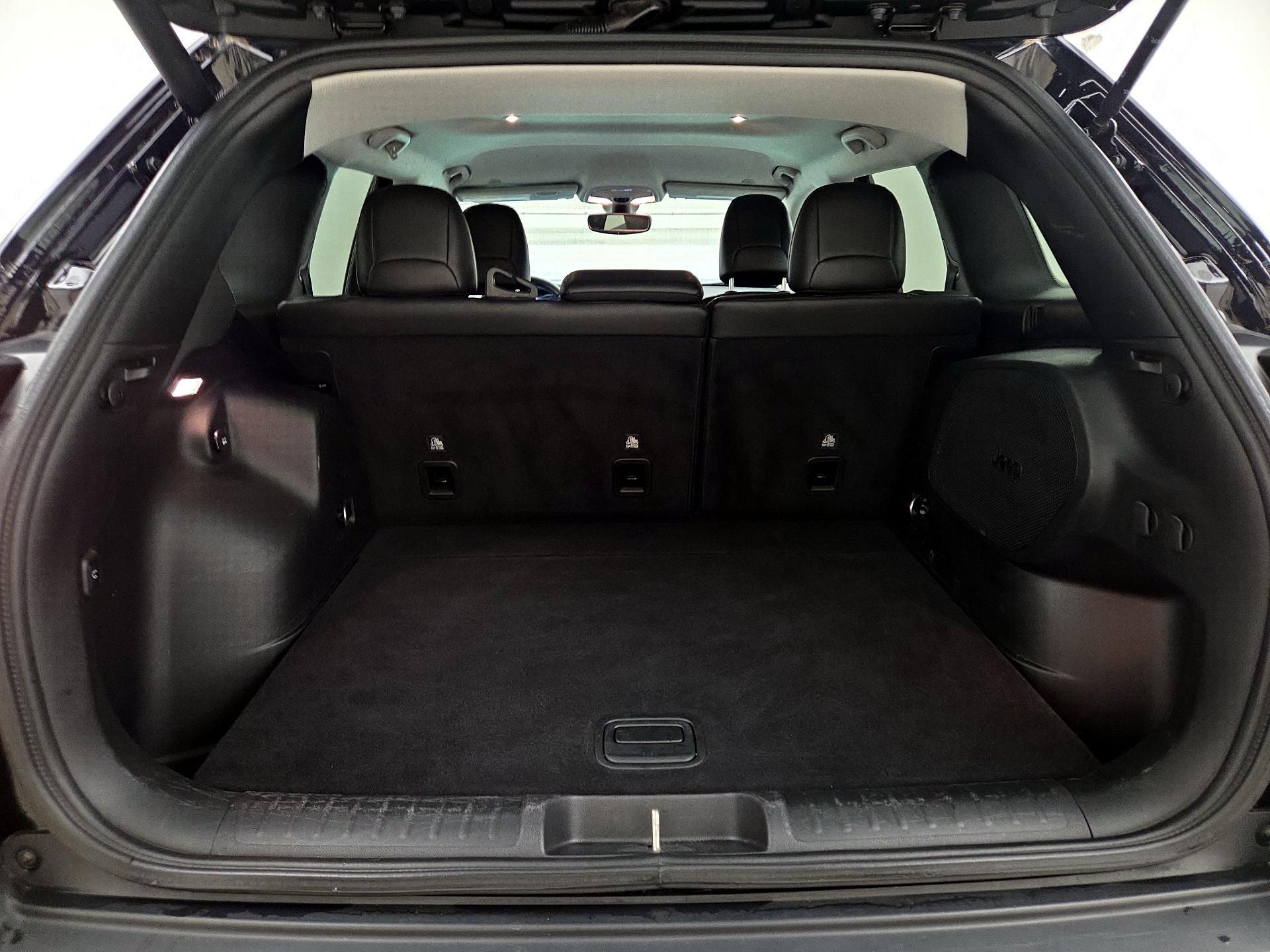Thumbnail: 2019 Jeep Cherokee - 20