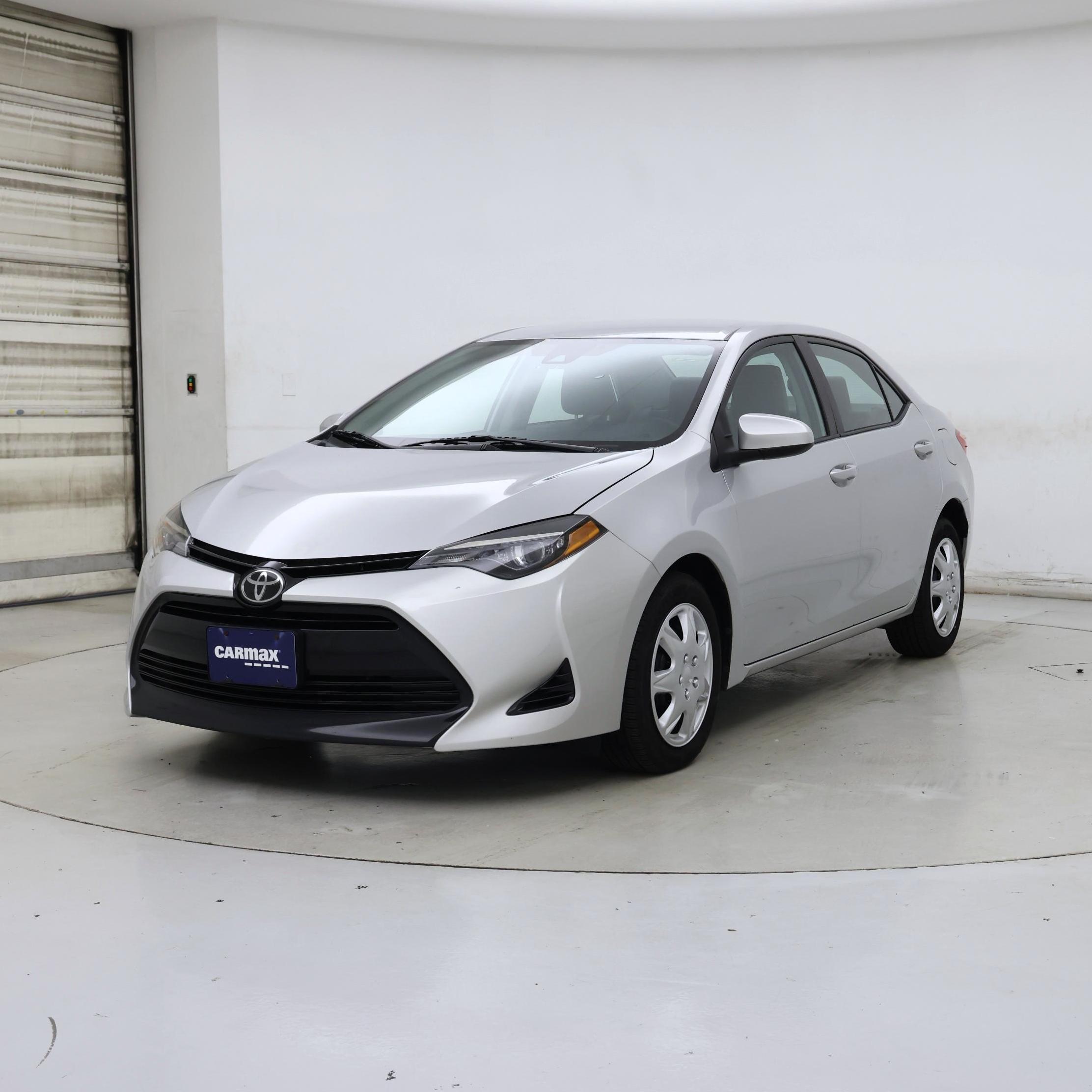 Thumbnail: 2018 Toyota Corolla - 4