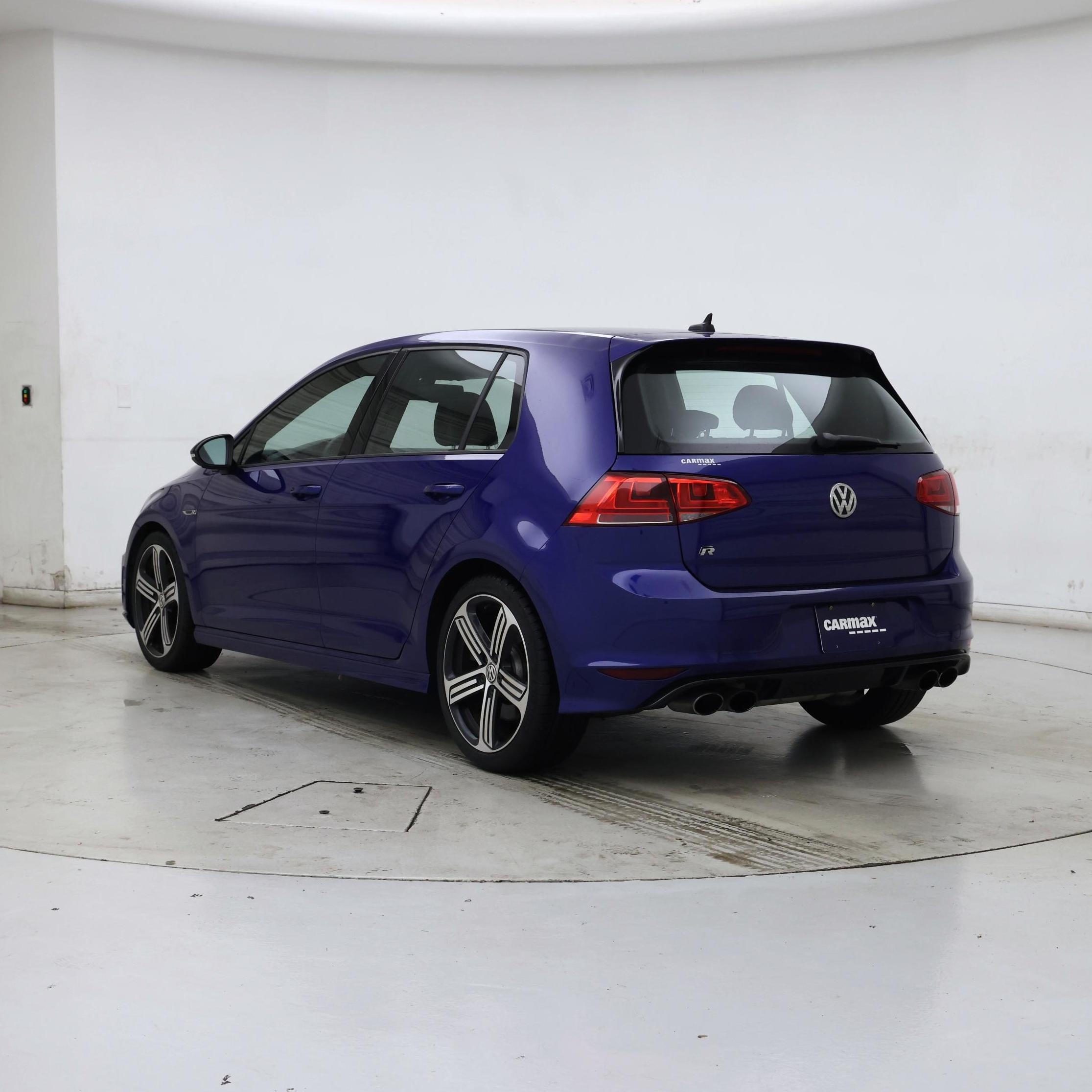 Thumbnail: 2016 Volkswagen Golf - 2