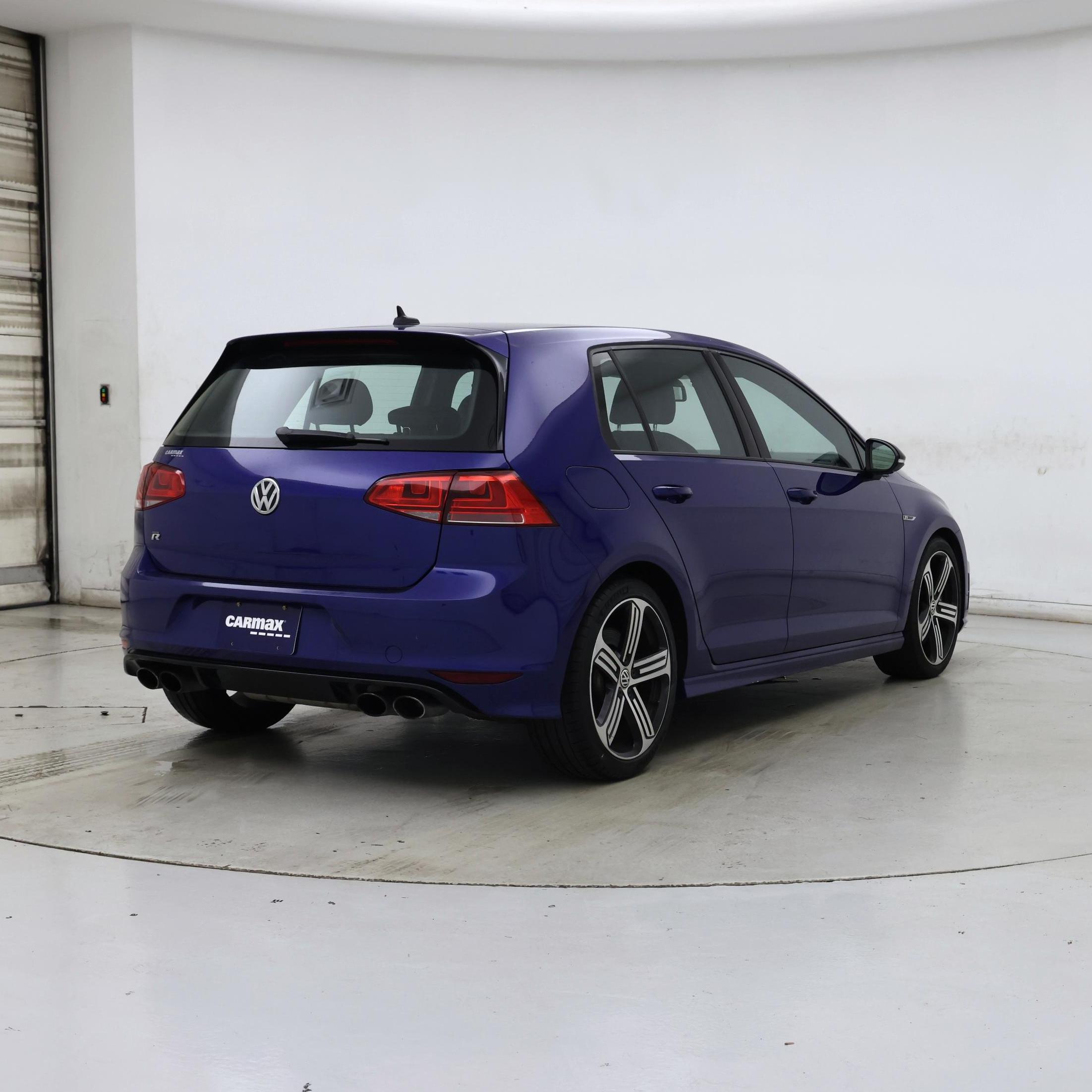 Thumbnail: 2016 Volkswagen Golf - 8